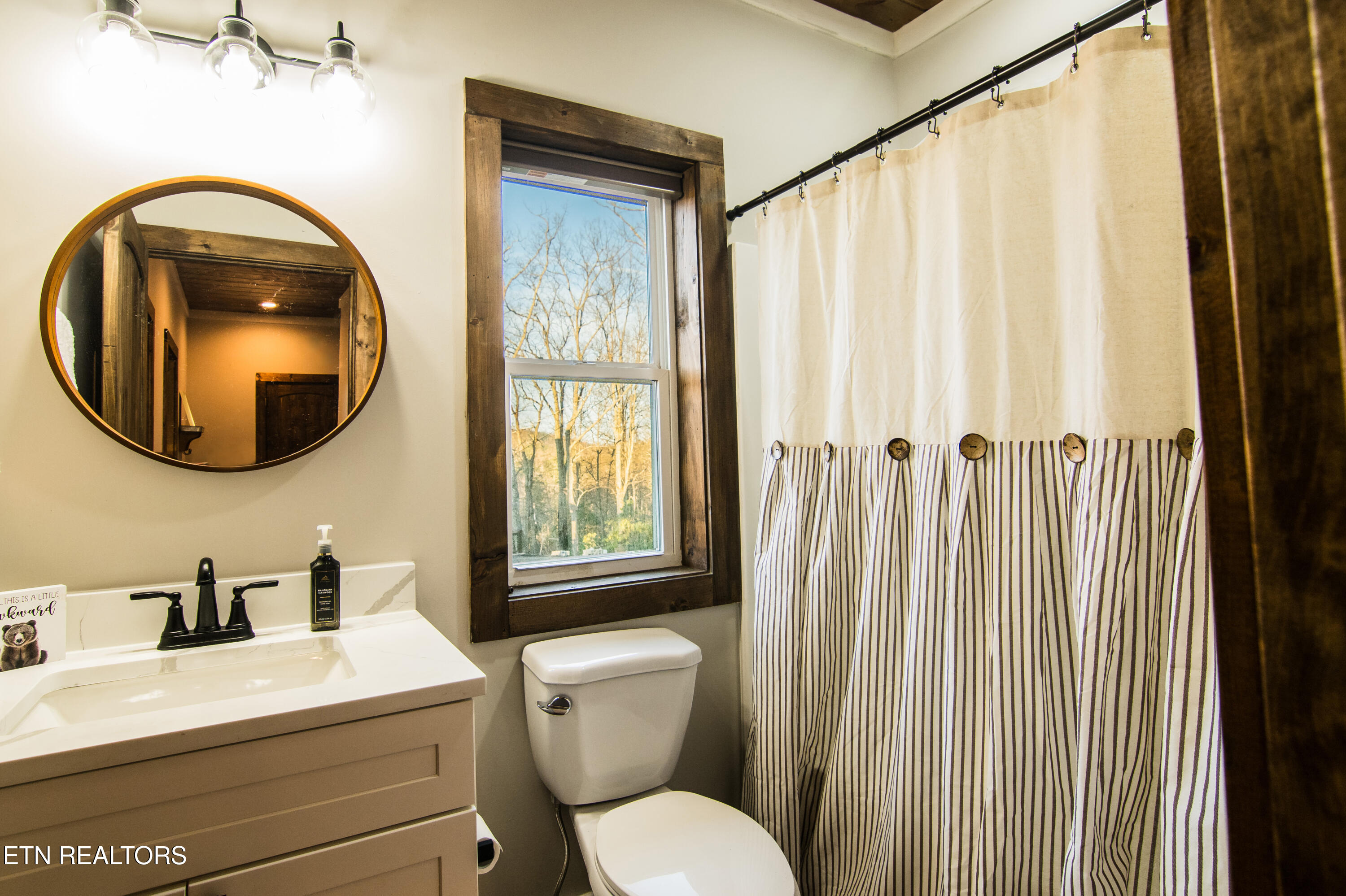 1113 Mathis Hollow Road Gatlinburg TN 37738