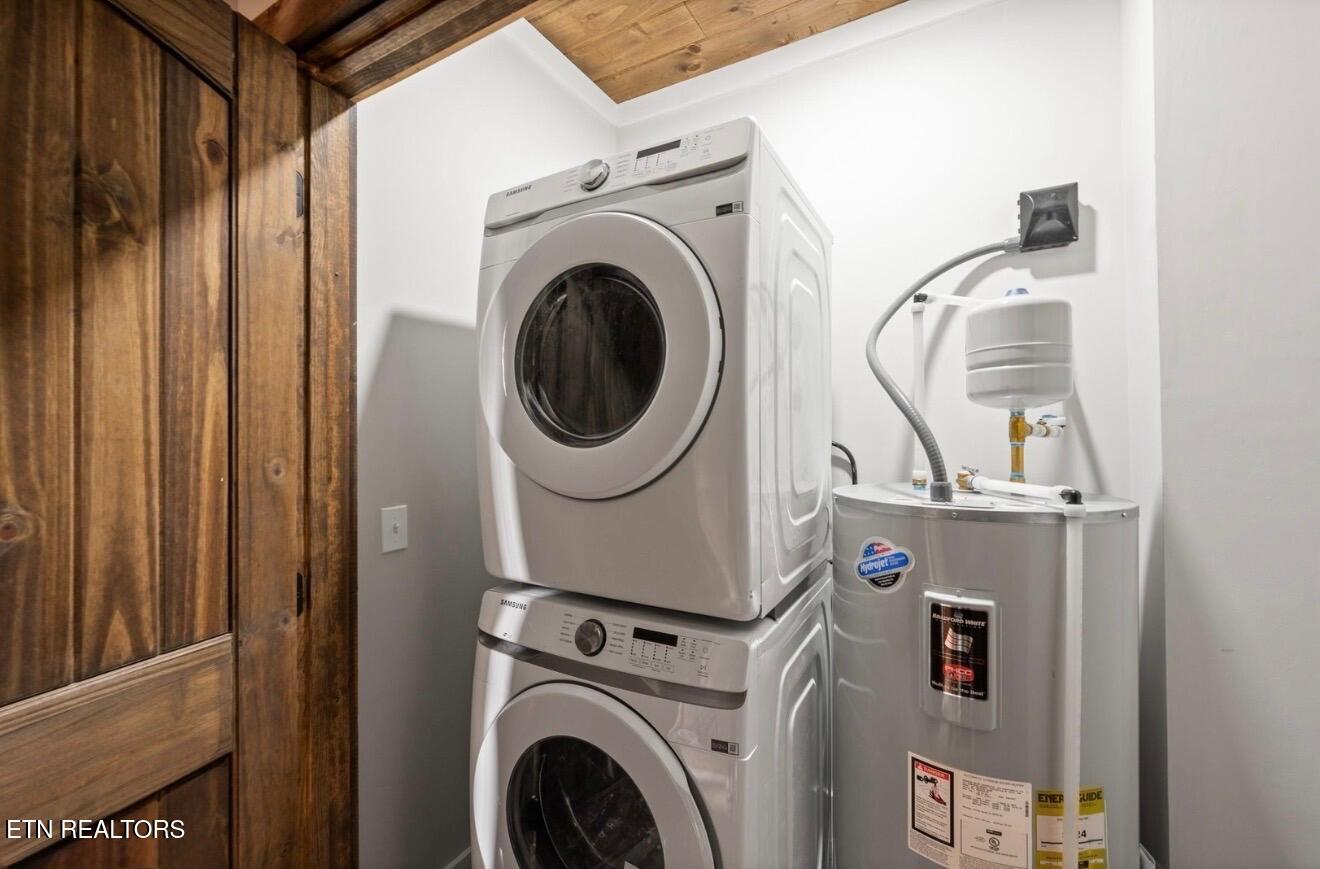 1113 Mathis Hollow Road Gatlinburg TN 37738