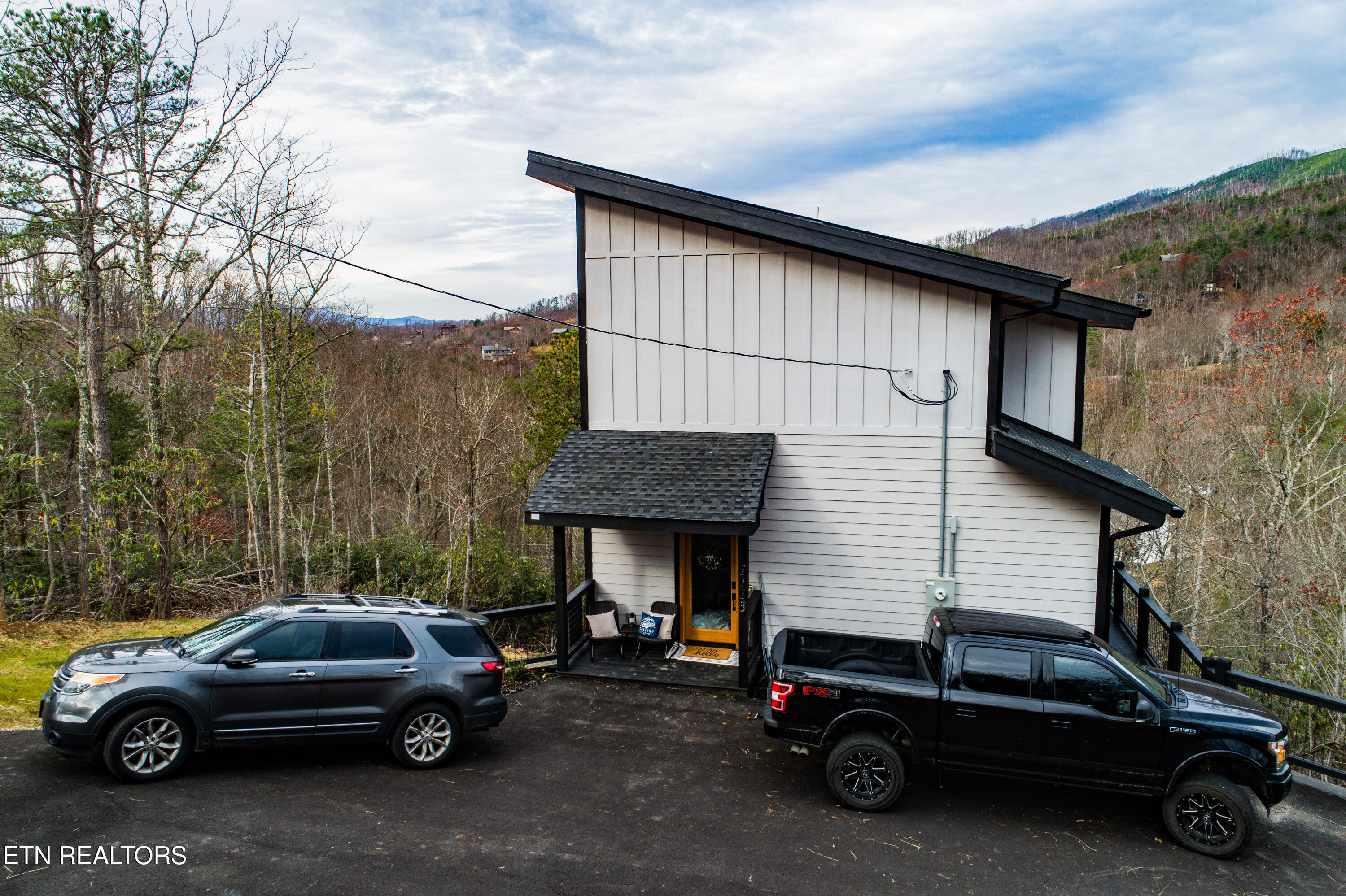 1113 Mathis Hollow Road Gatlinburg TN 37738