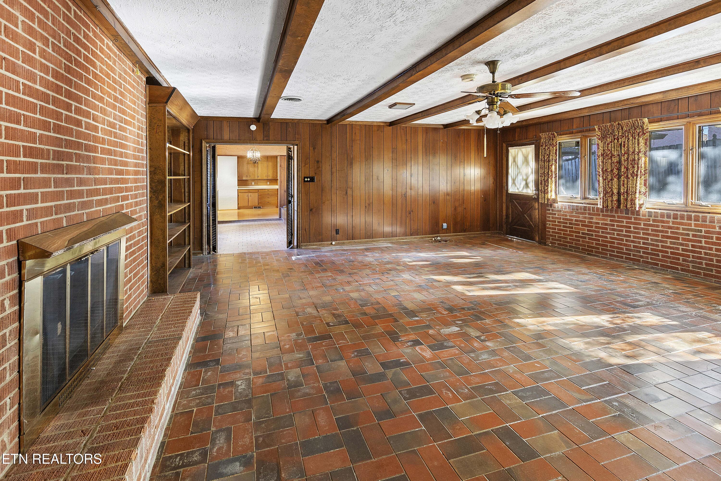 1233 Cherokee Boulevard Knoxville TN 37919