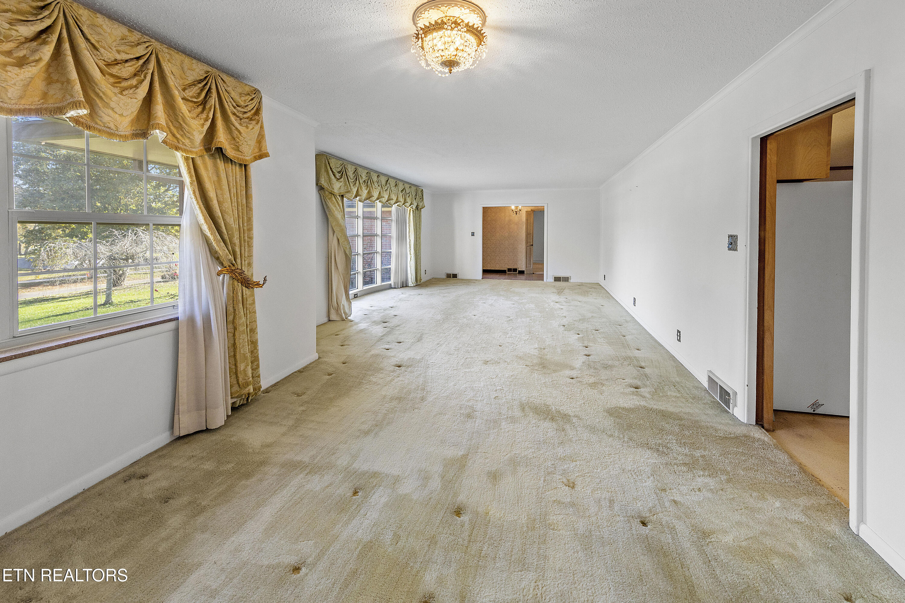 1233 Cherokee Boulevard Knoxville TN 37919