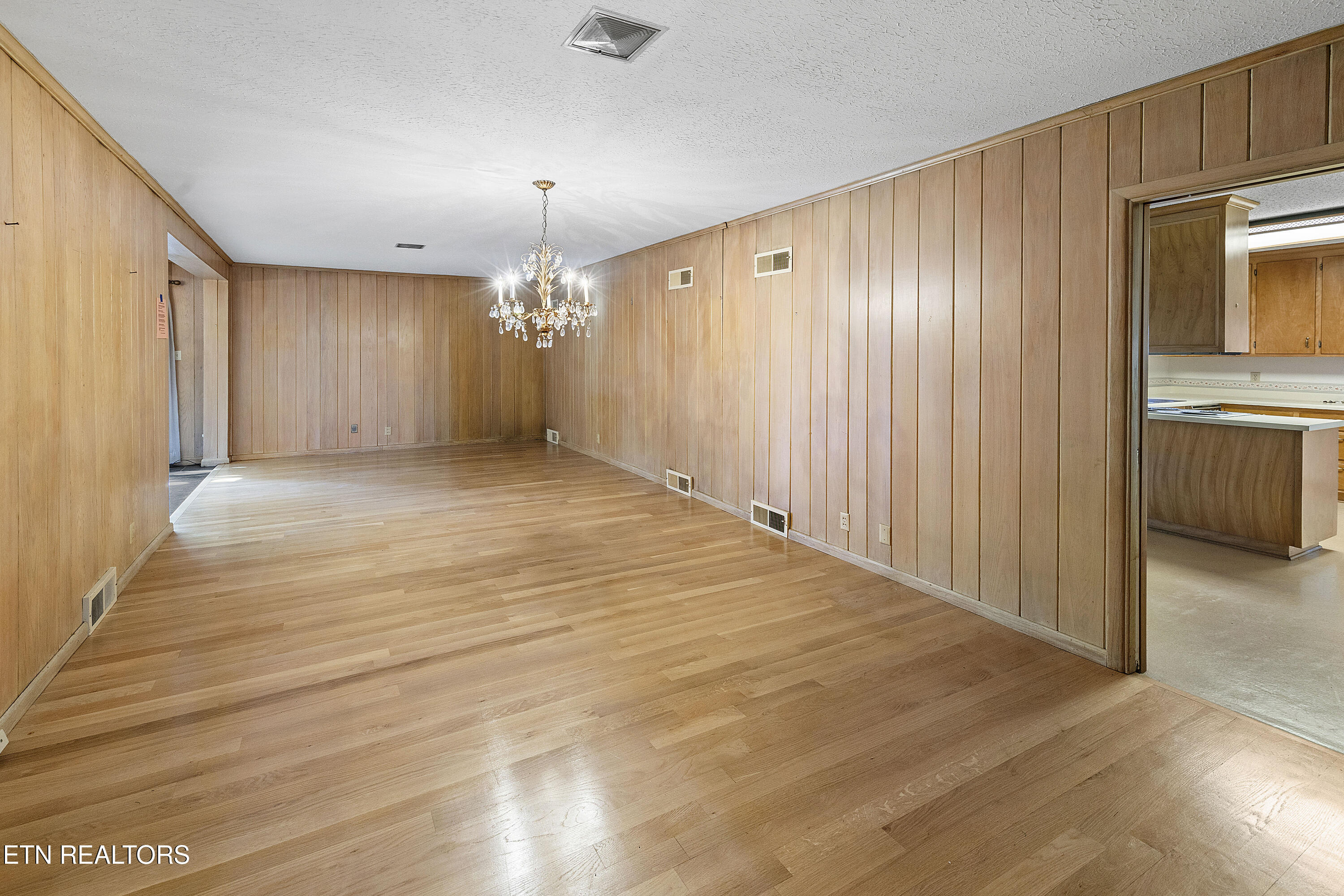 1233 Cherokee Boulevard Knoxville TN 37919