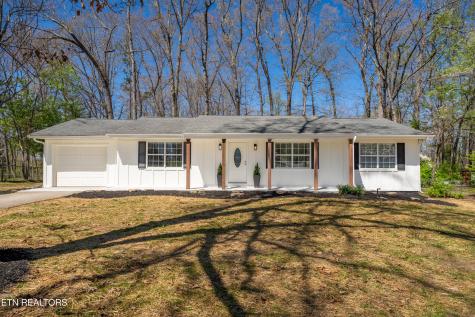 935 Forest Heights Circle Lenoir City TN 37772