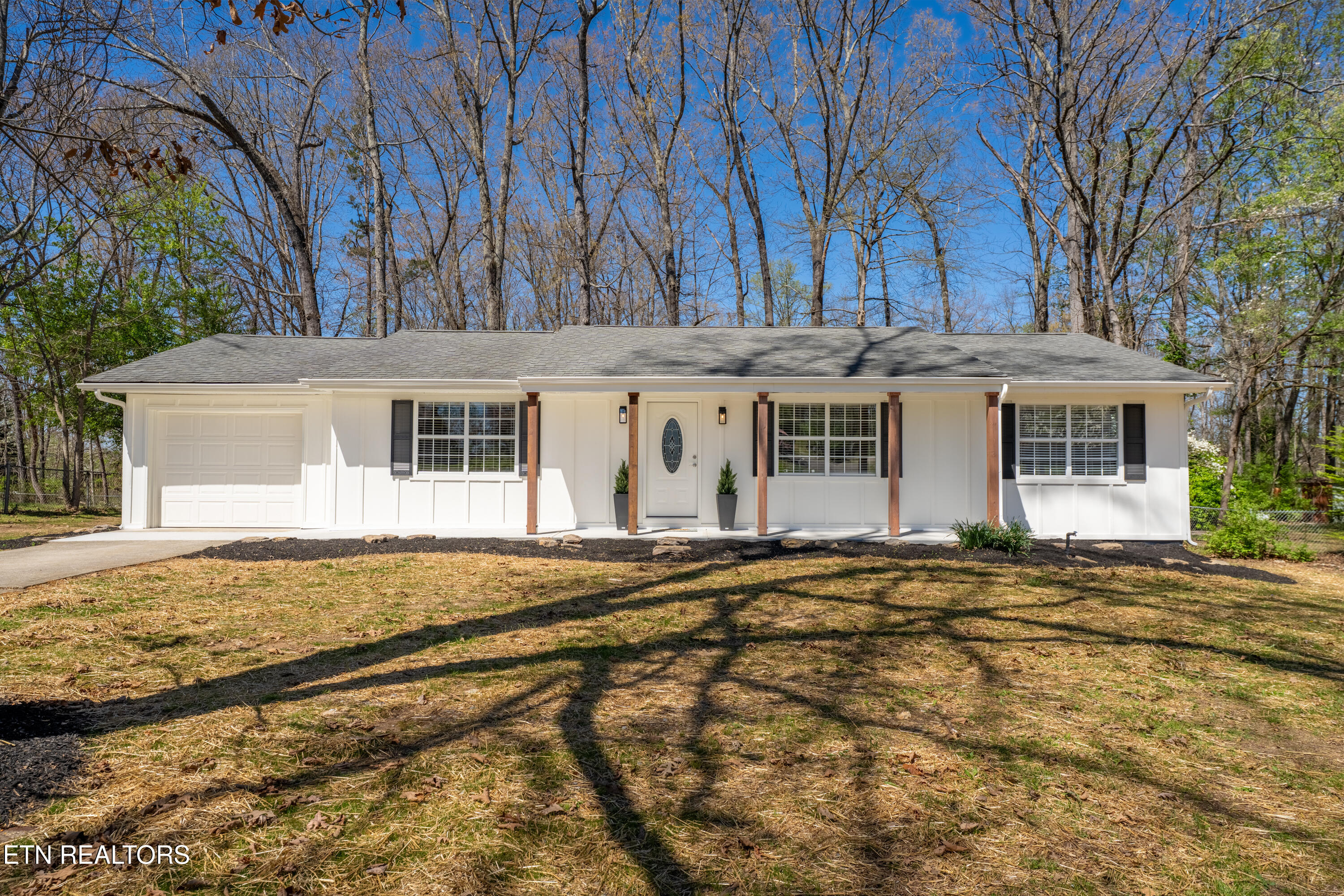 935 Forest Heights Circle Lenoir City TN 37772