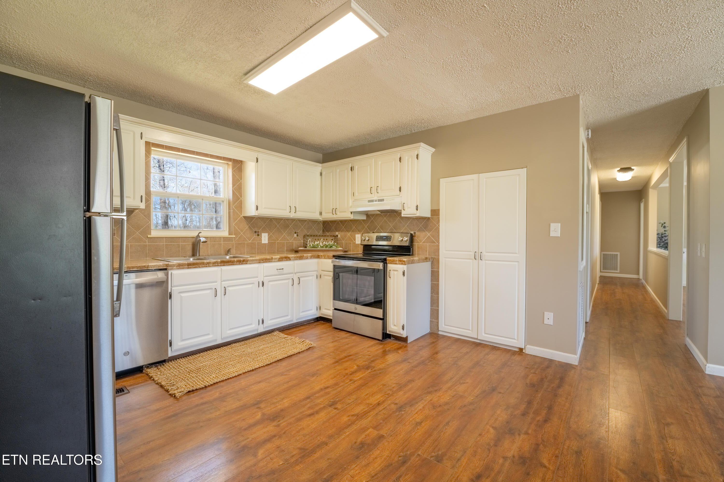 935 Forest Heights Circle Lenoir City TN 37772