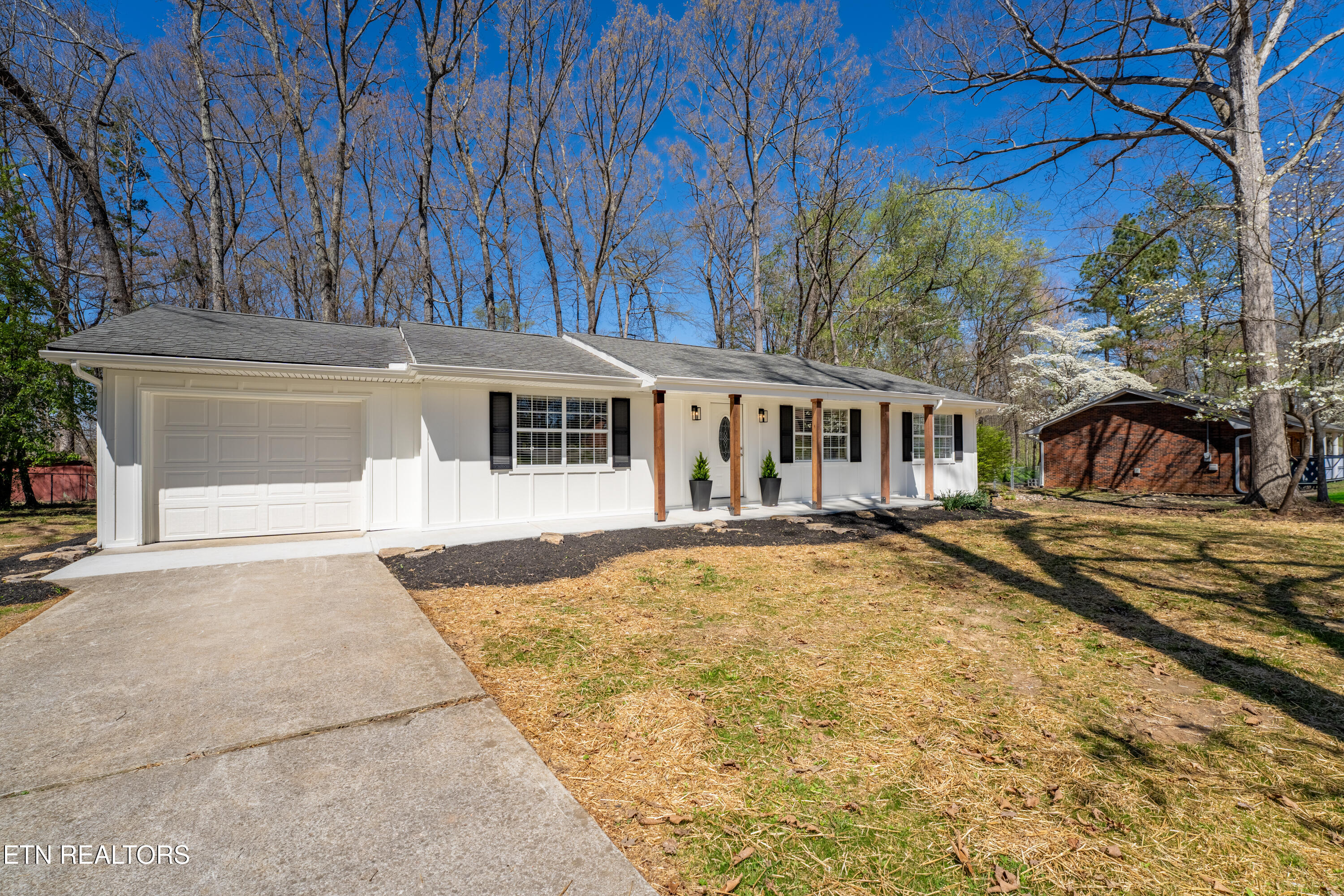 935 Forest Heights Circle Lenoir City TN 37772