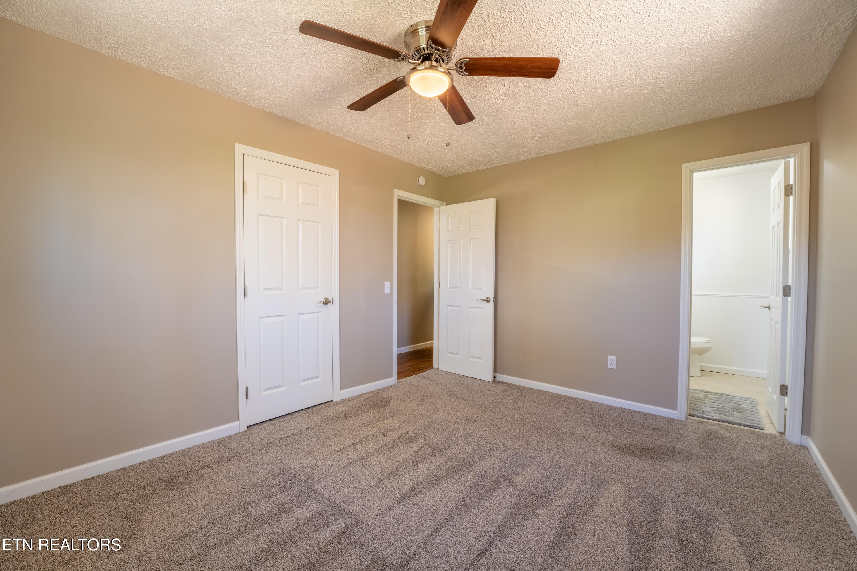 935 Forest Heights Circle Lenoir City TN 37772