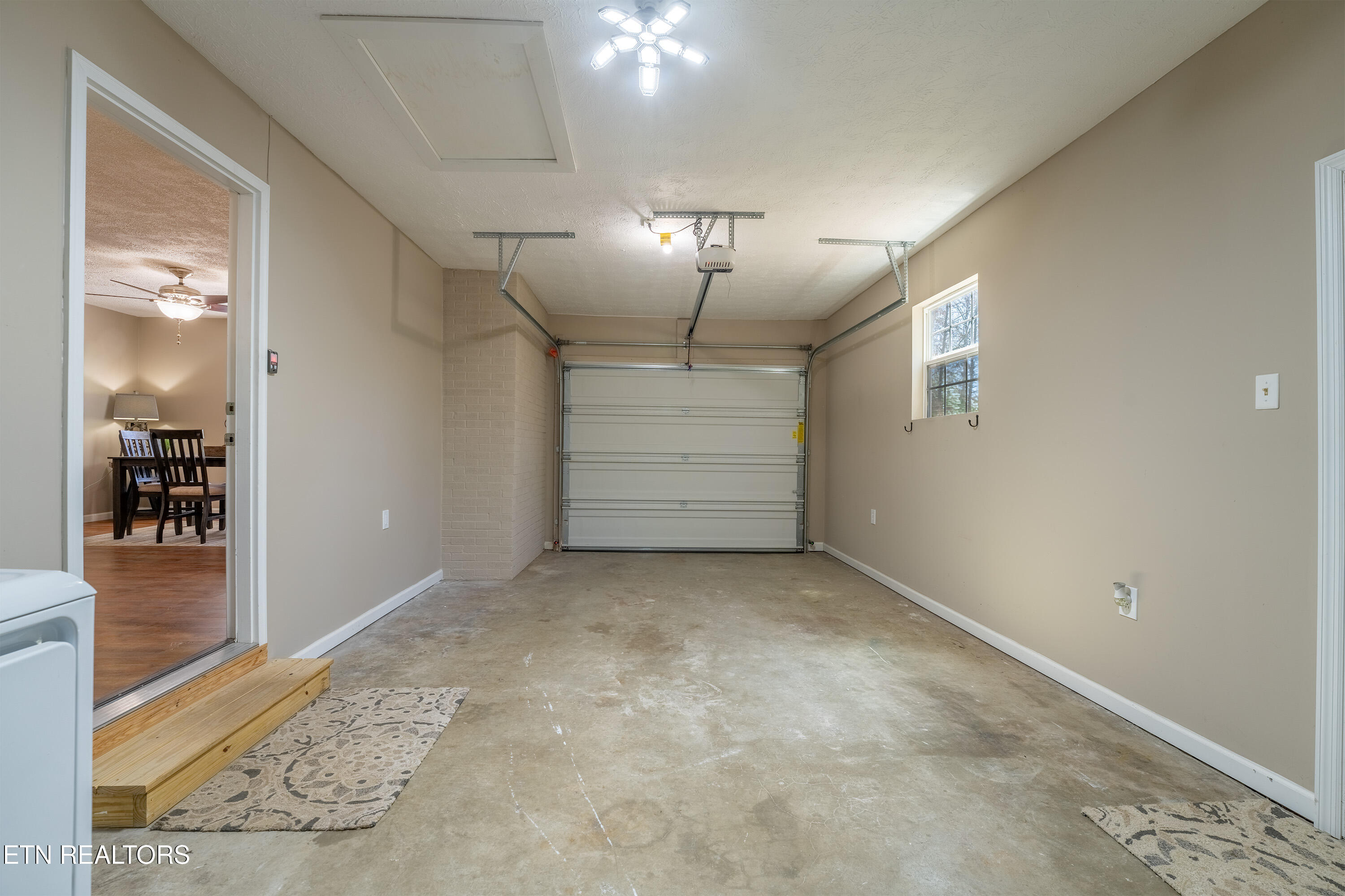935 Forest Heights Circle Lenoir City TN 37772