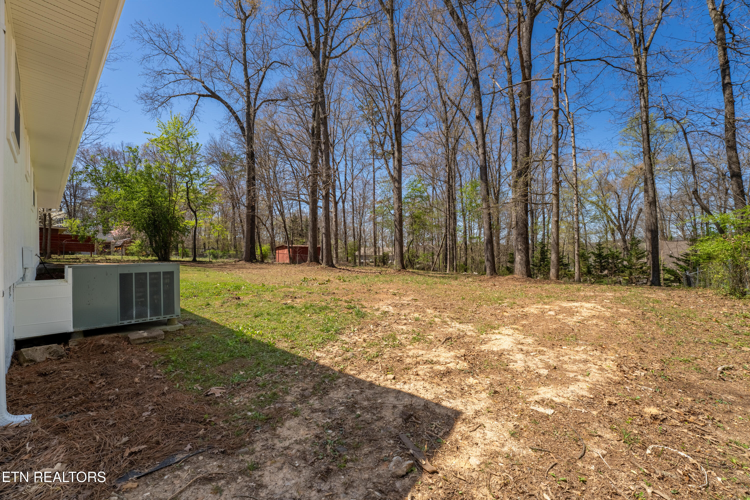 935 Forest Heights Circle Lenoir City TN 37772