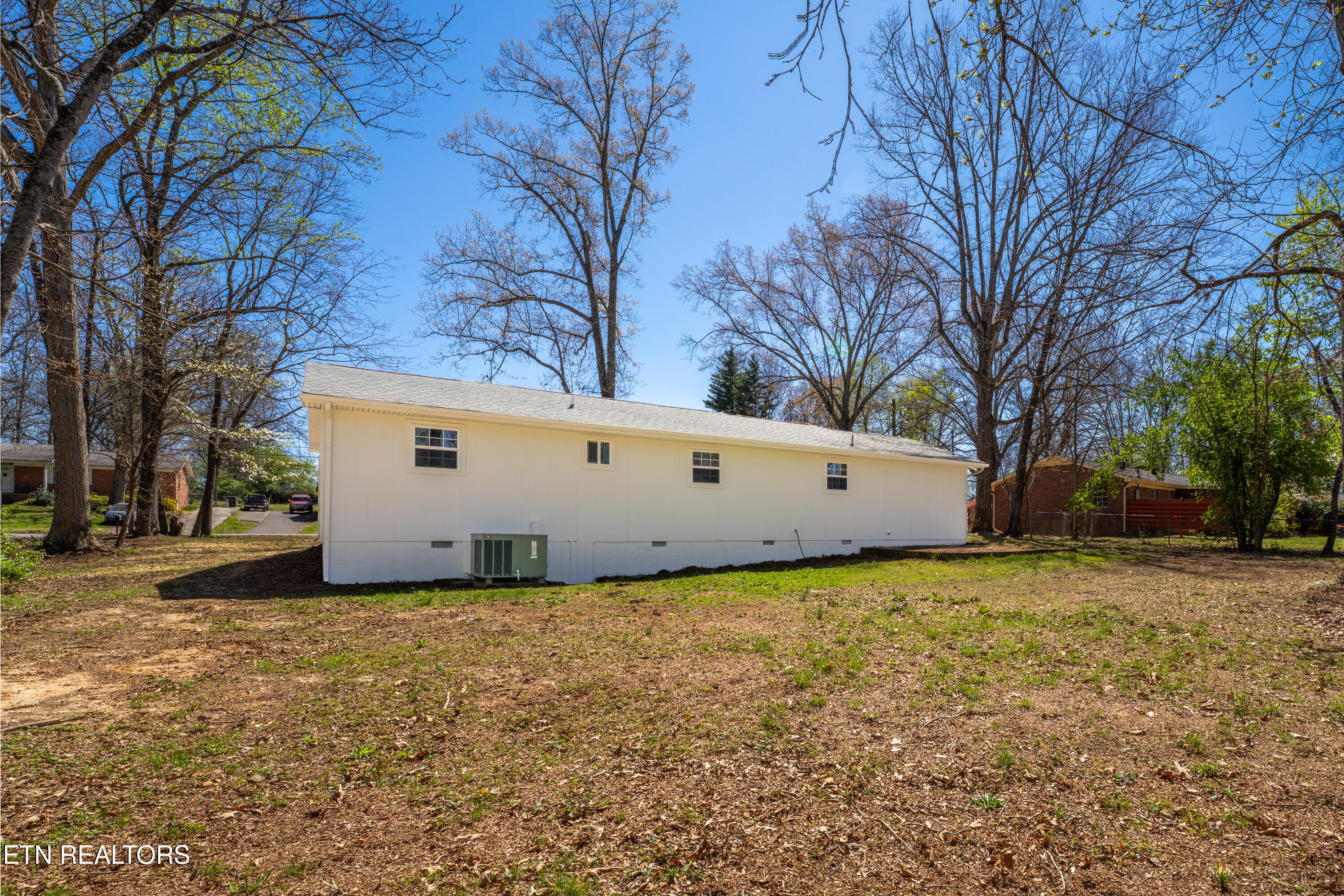 935 Forest Heights Circle Lenoir City TN 37772