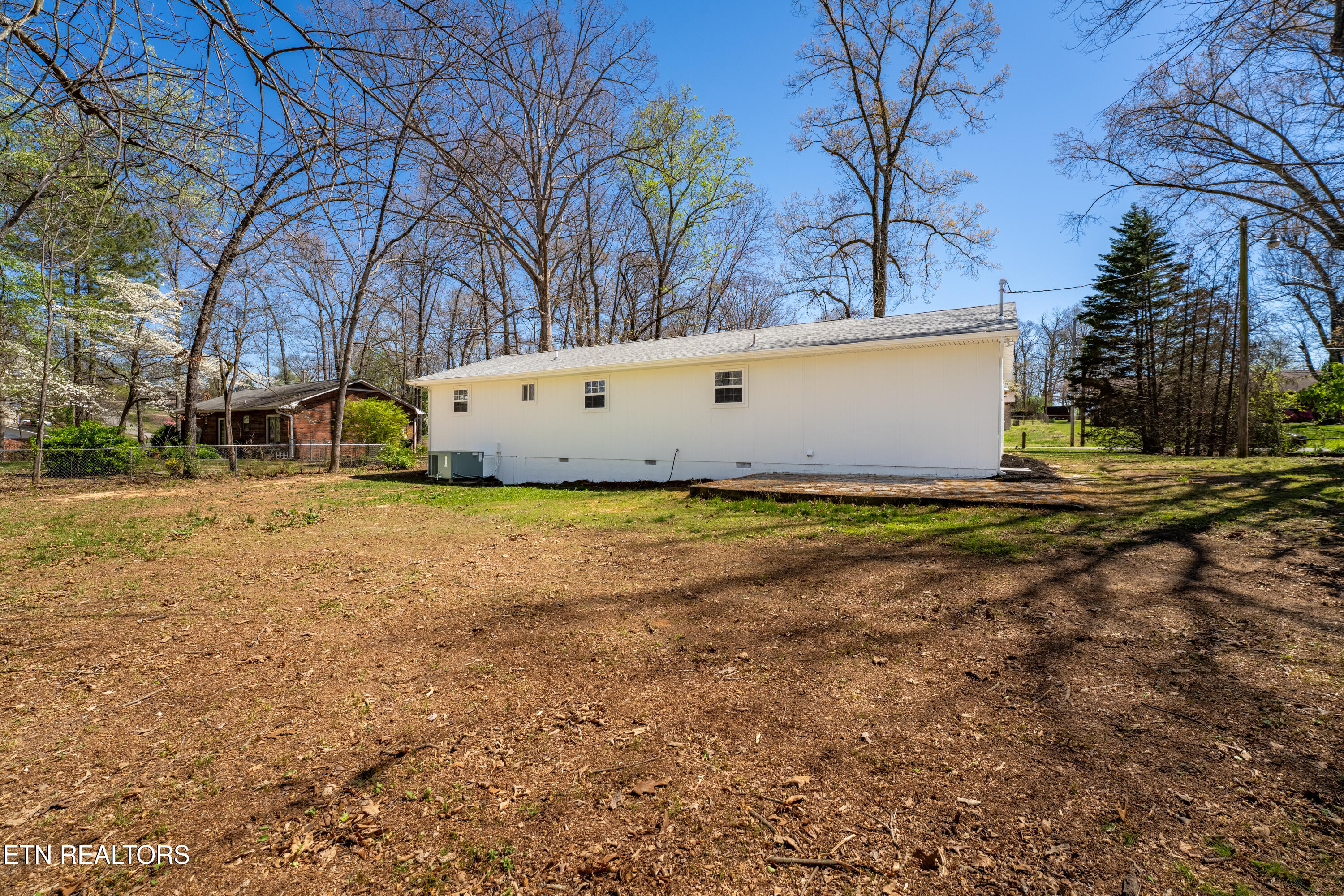 935 Forest Heights Circle Lenoir City TN 37772