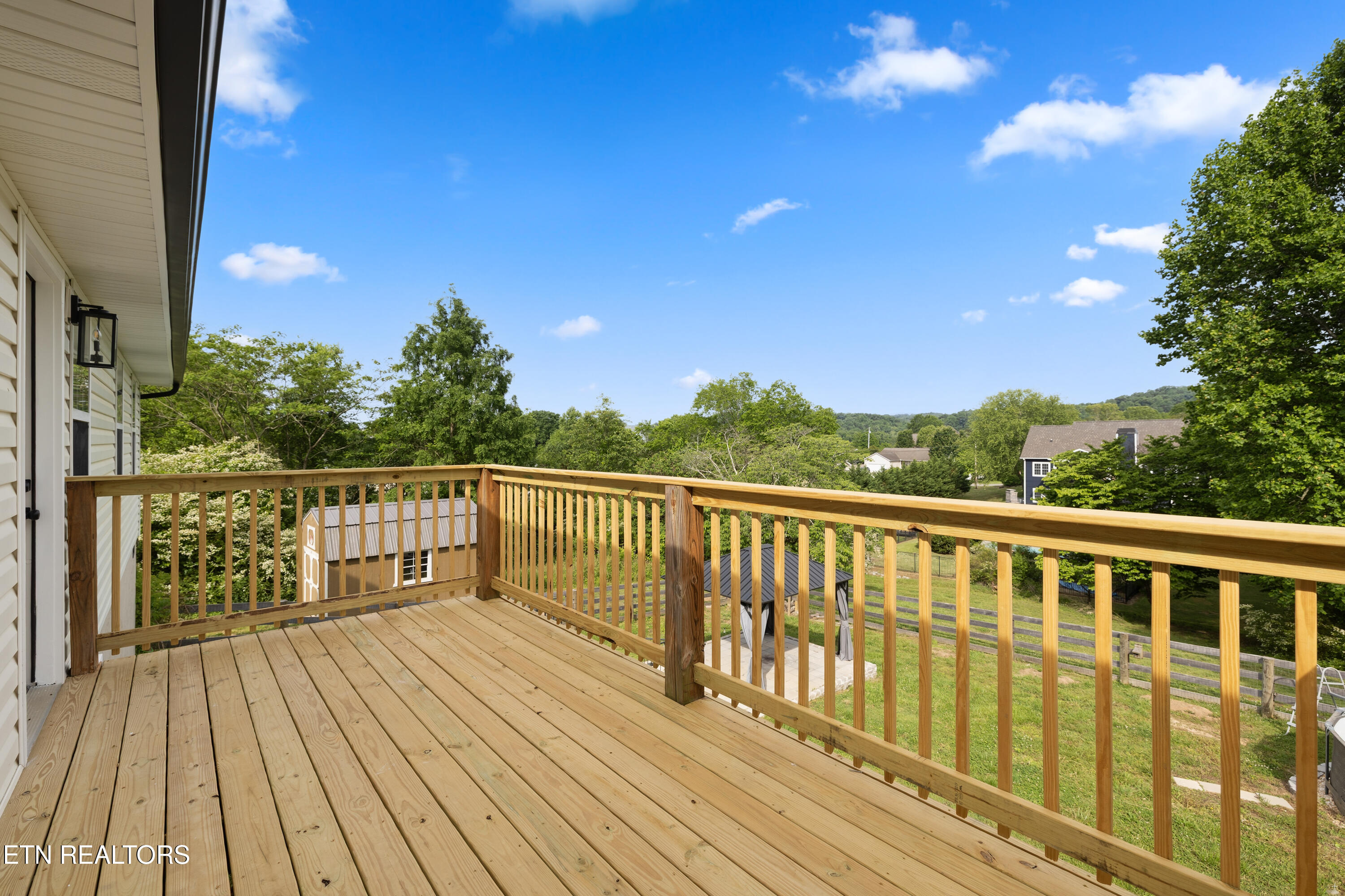 108 Breezewood Circle Clinton TN 37716