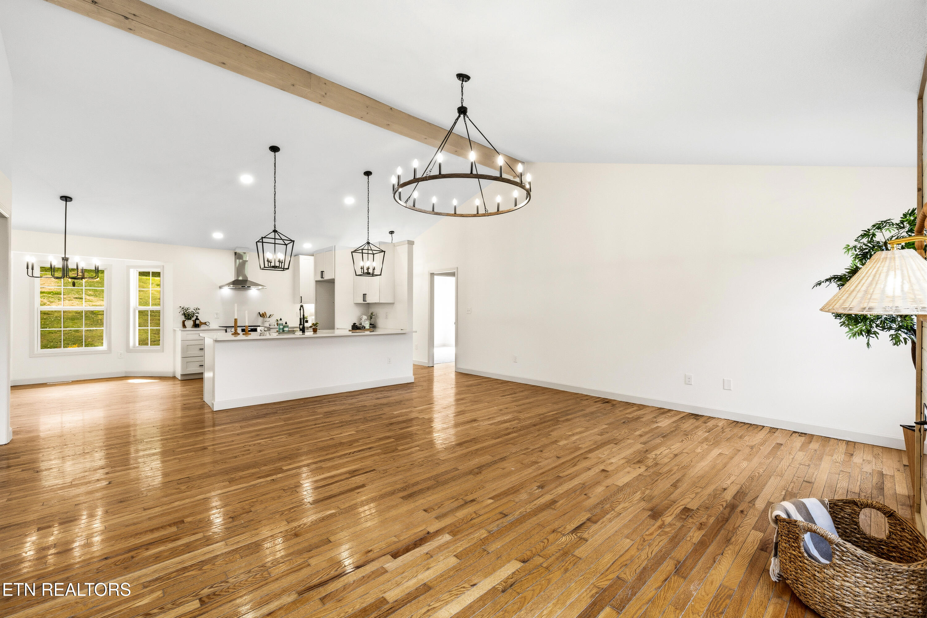 108 Breezewood Circle Clinton TN 37716