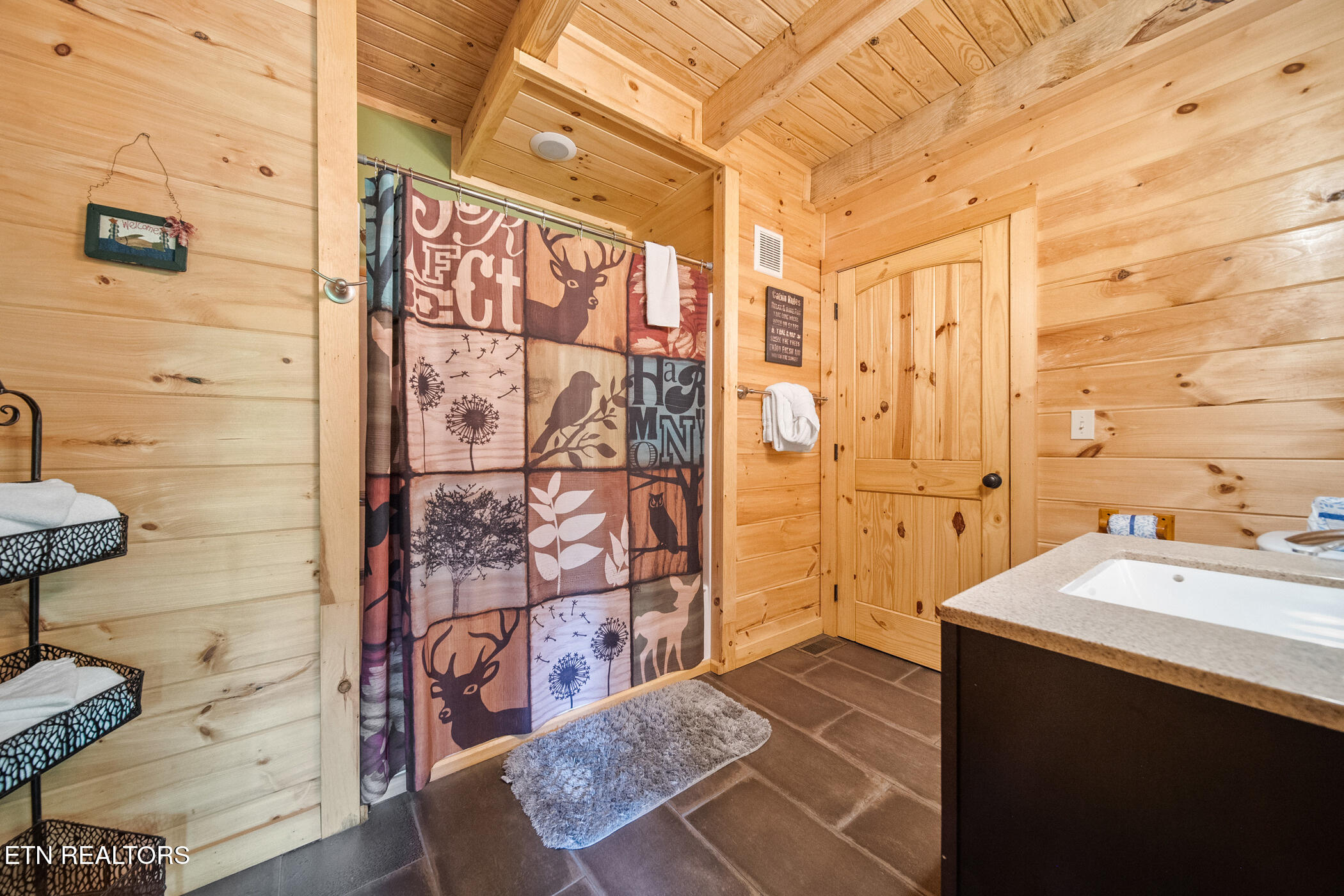 2713 Alps Way Pigeon Forge TN 37863