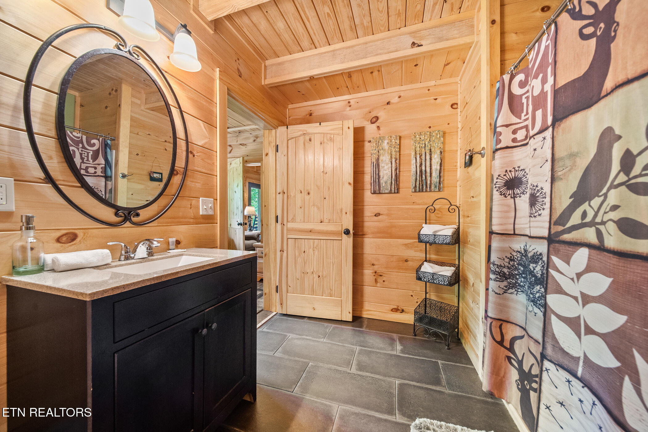 2713 Alps Way Pigeon Forge TN 37863