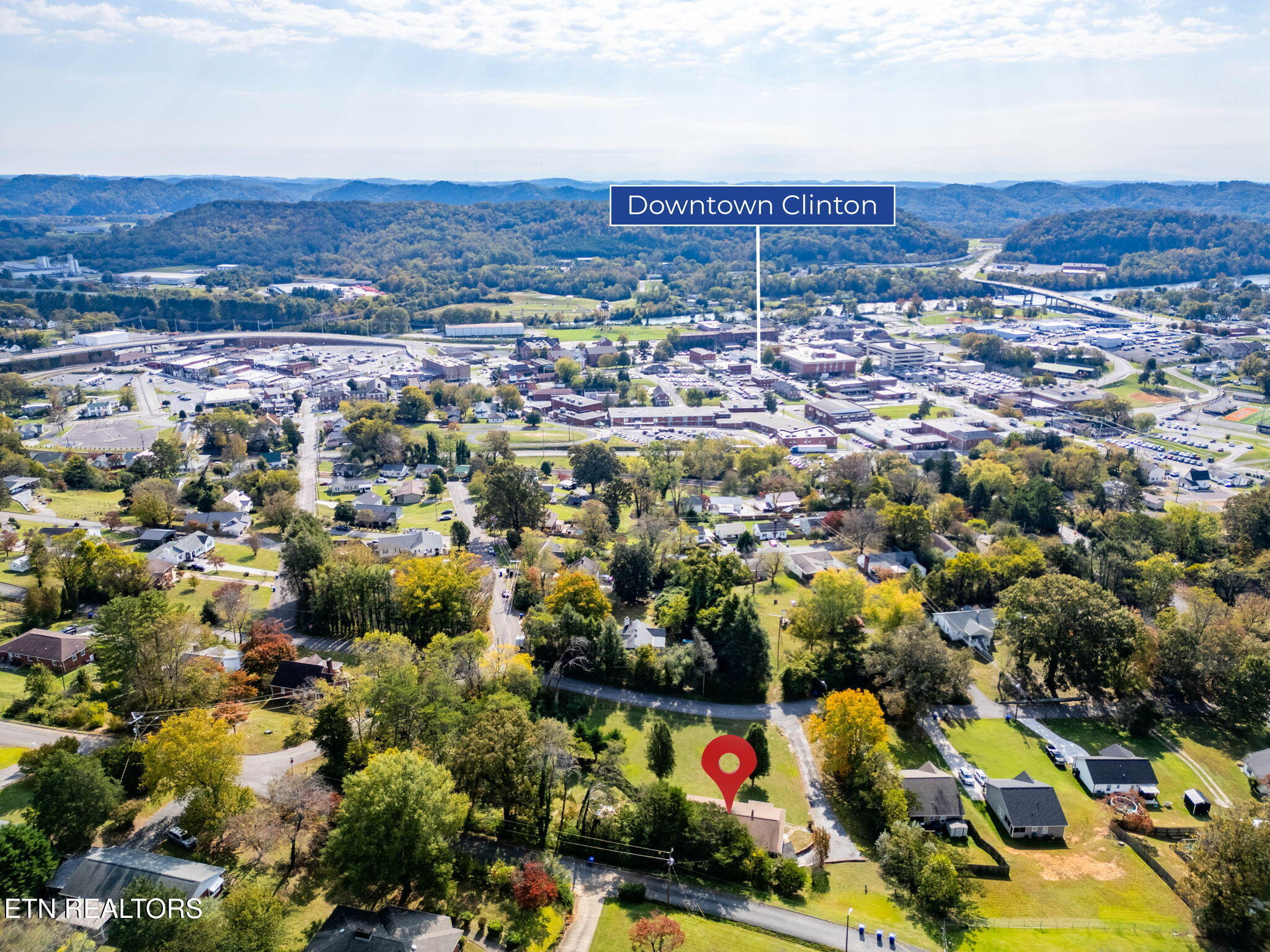 302 Hickory Street Clinton TN 37716