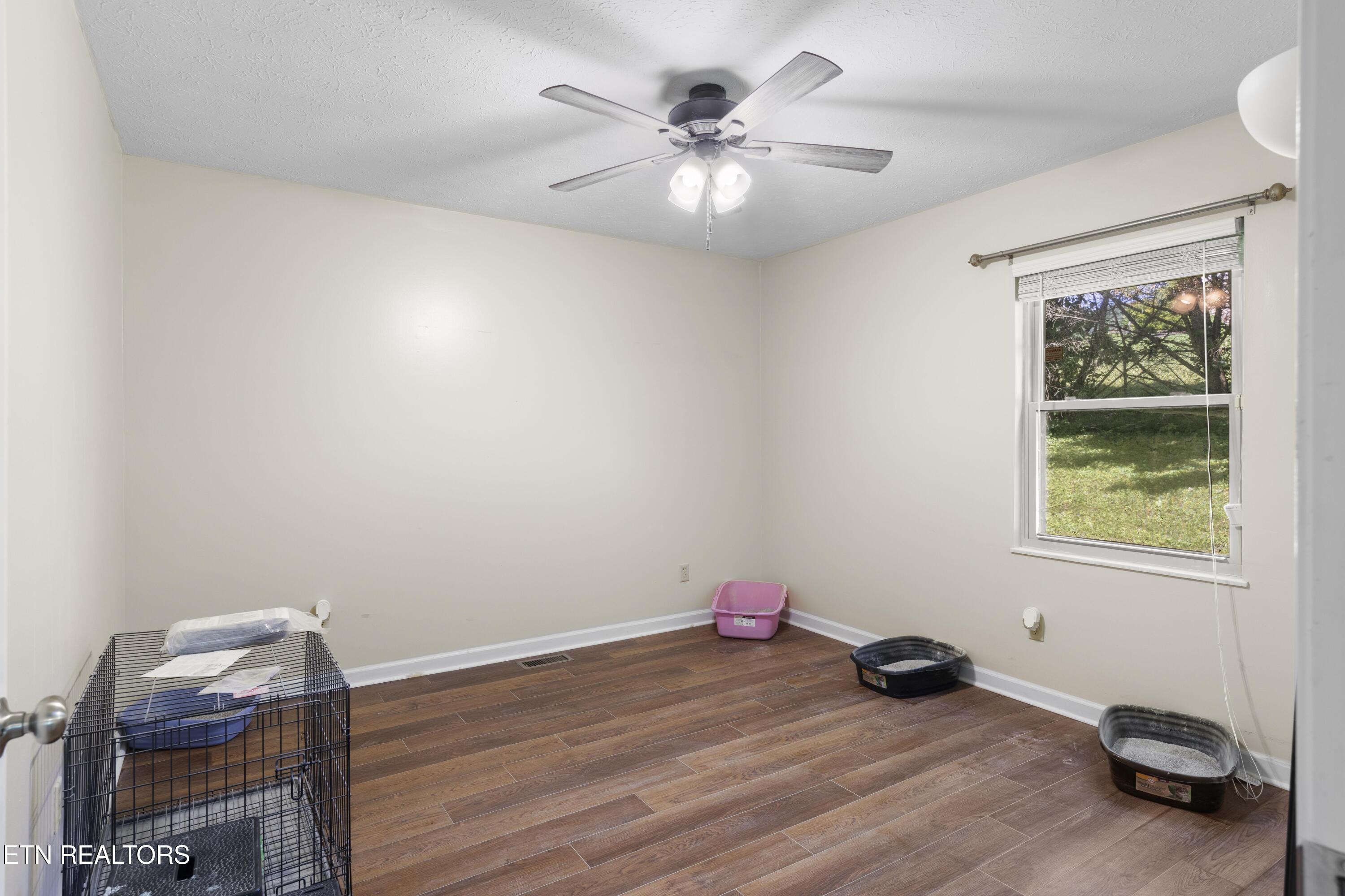 182 Woodvine Street Jacksboro TN 37757