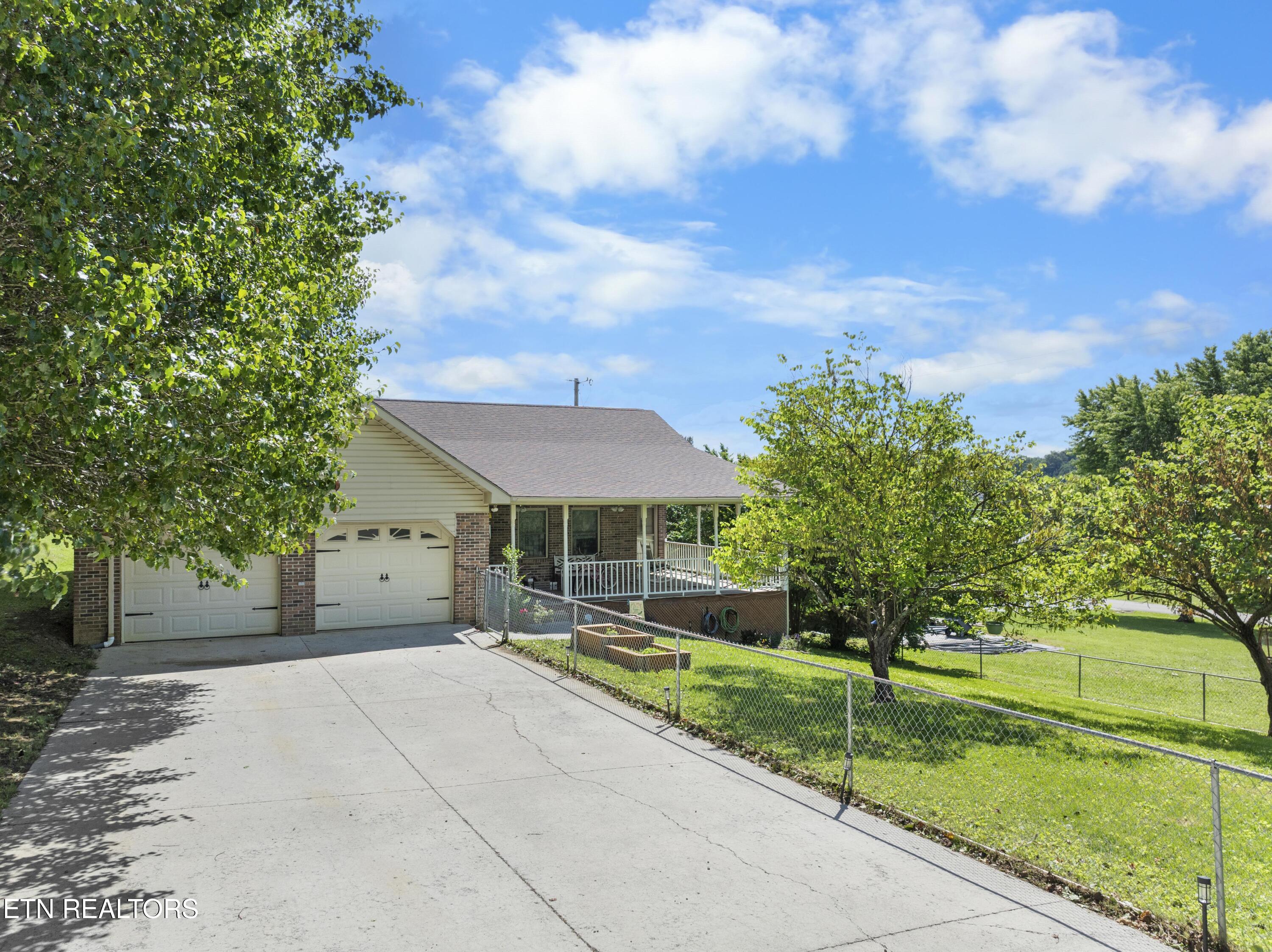 182 Woodvine Street Jacksboro TN 37757