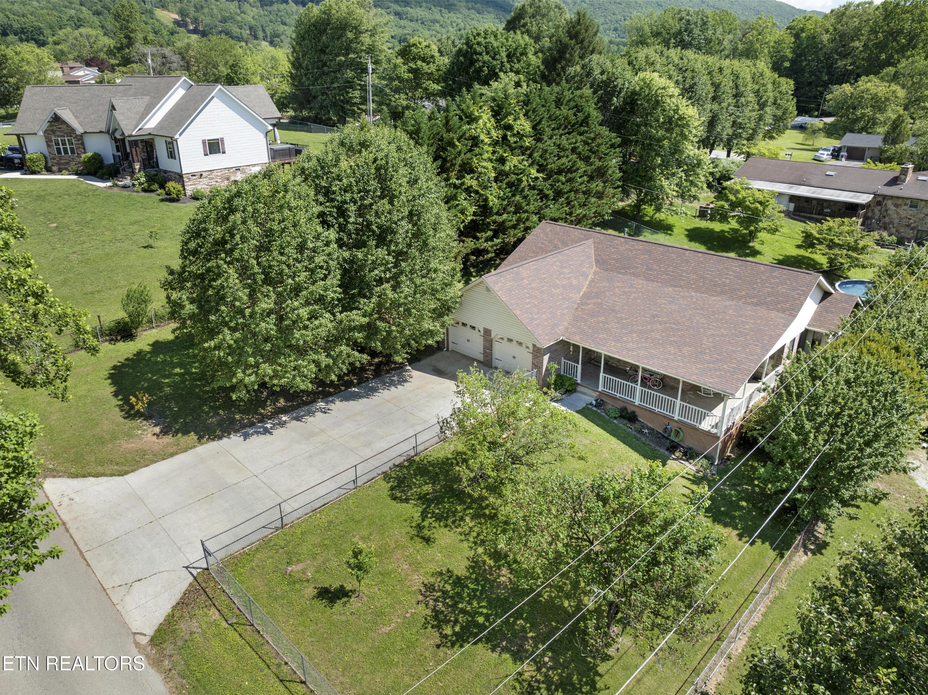 182 Woodvine Street Jacksboro TN 37757