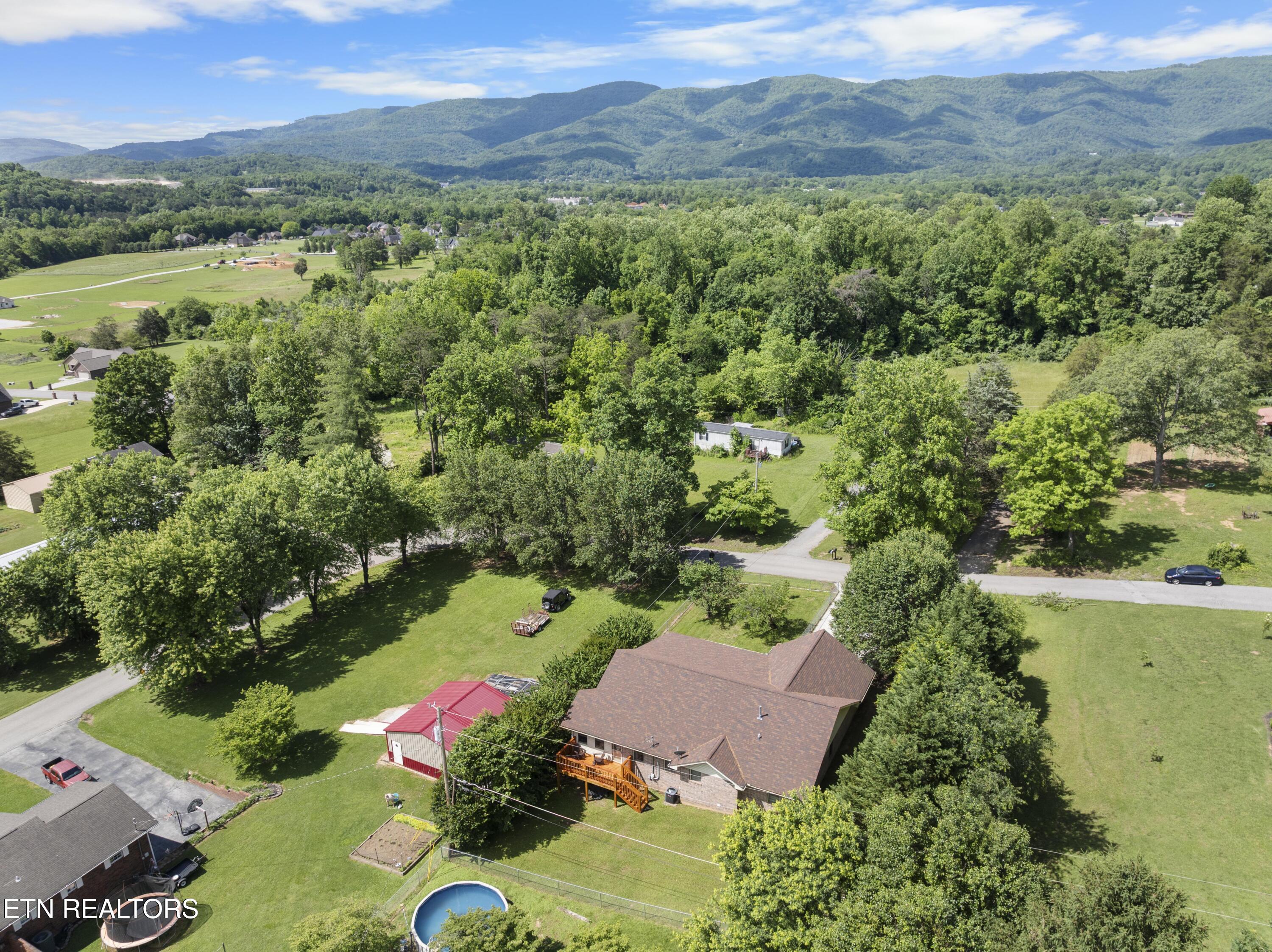 182 Woodvine Street Jacksboro TN 37757