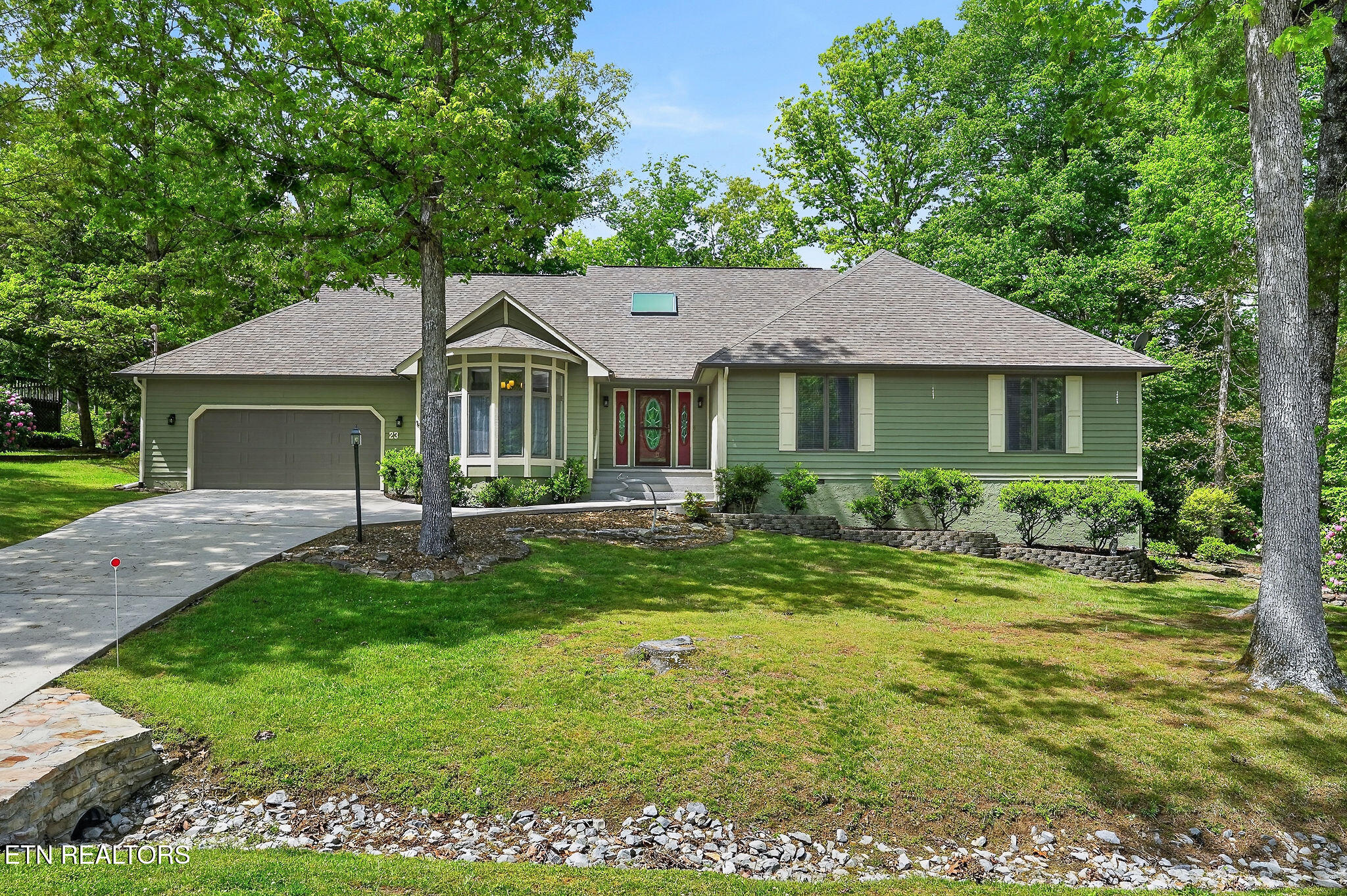 23 Belvedere Lane Crossville TN 38558