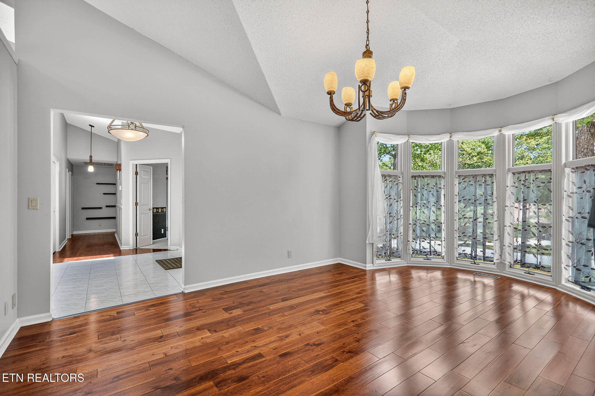 23 Belvedere Lane Crossville TN 38558