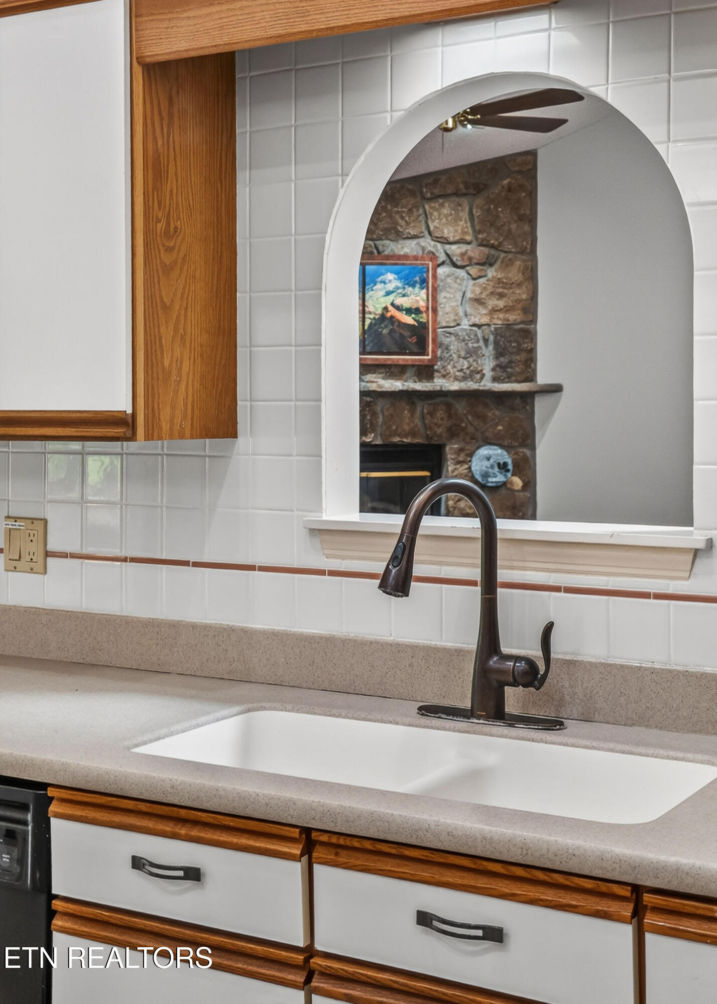23 Belvedere Lane Crossville TN 38558