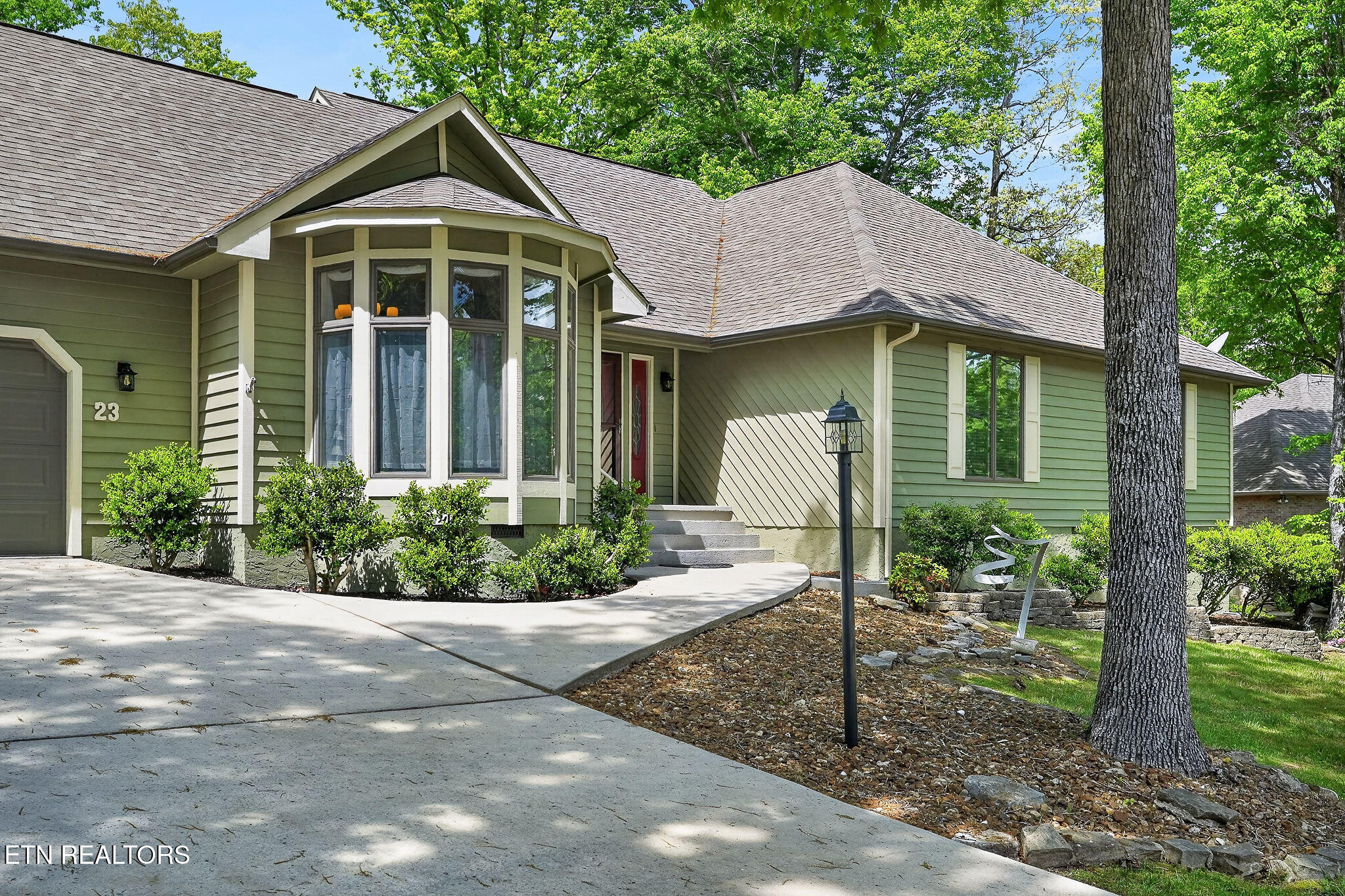 23 Belvedere Lane Crossville TN 38558