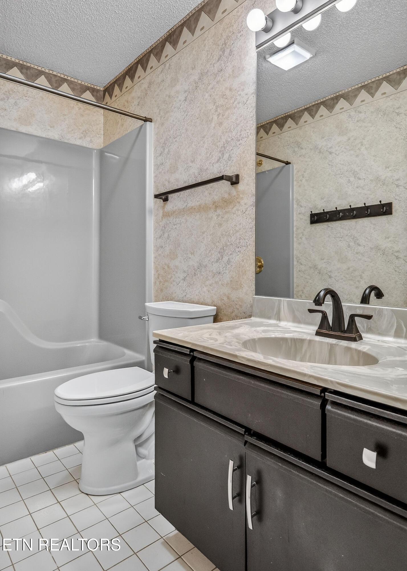 23 Belvedere Lane Crossville TN 38558