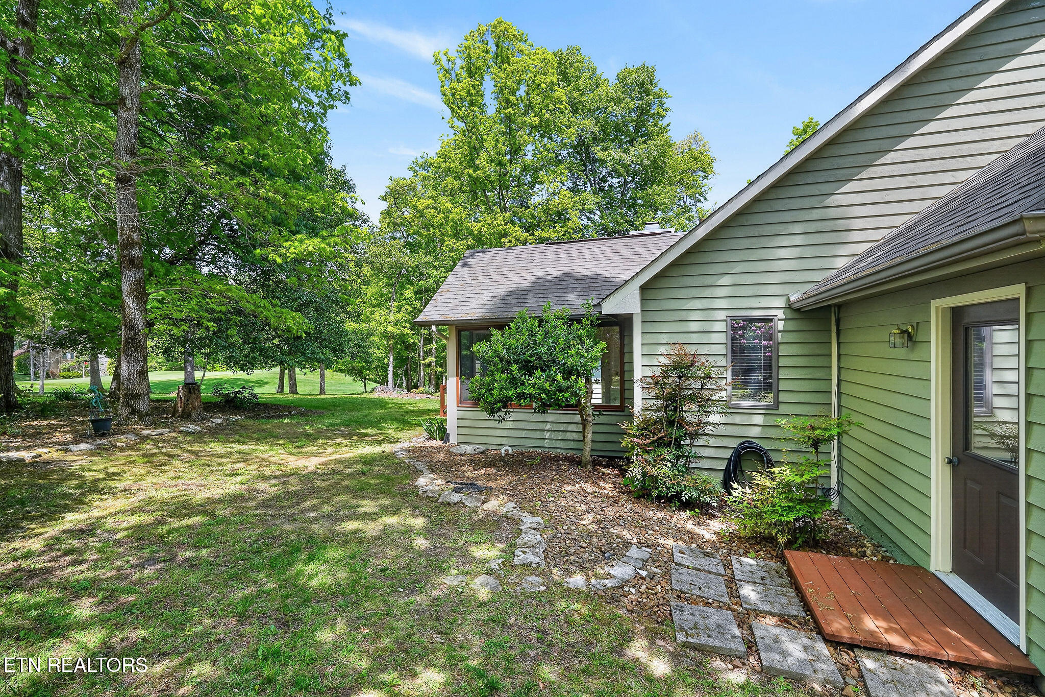 23 Belvedere Lane Crossville TN 38558