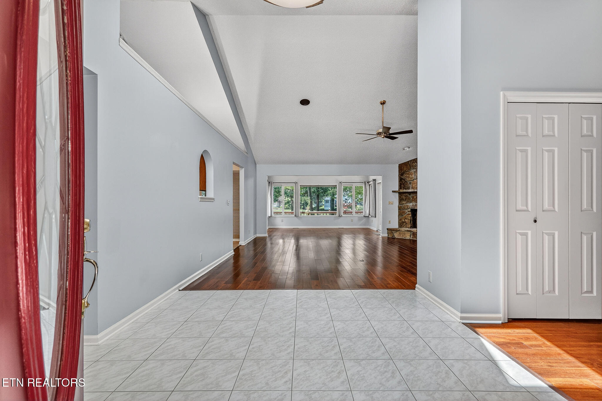 23 Belvedere Lane Crossville TN 38558