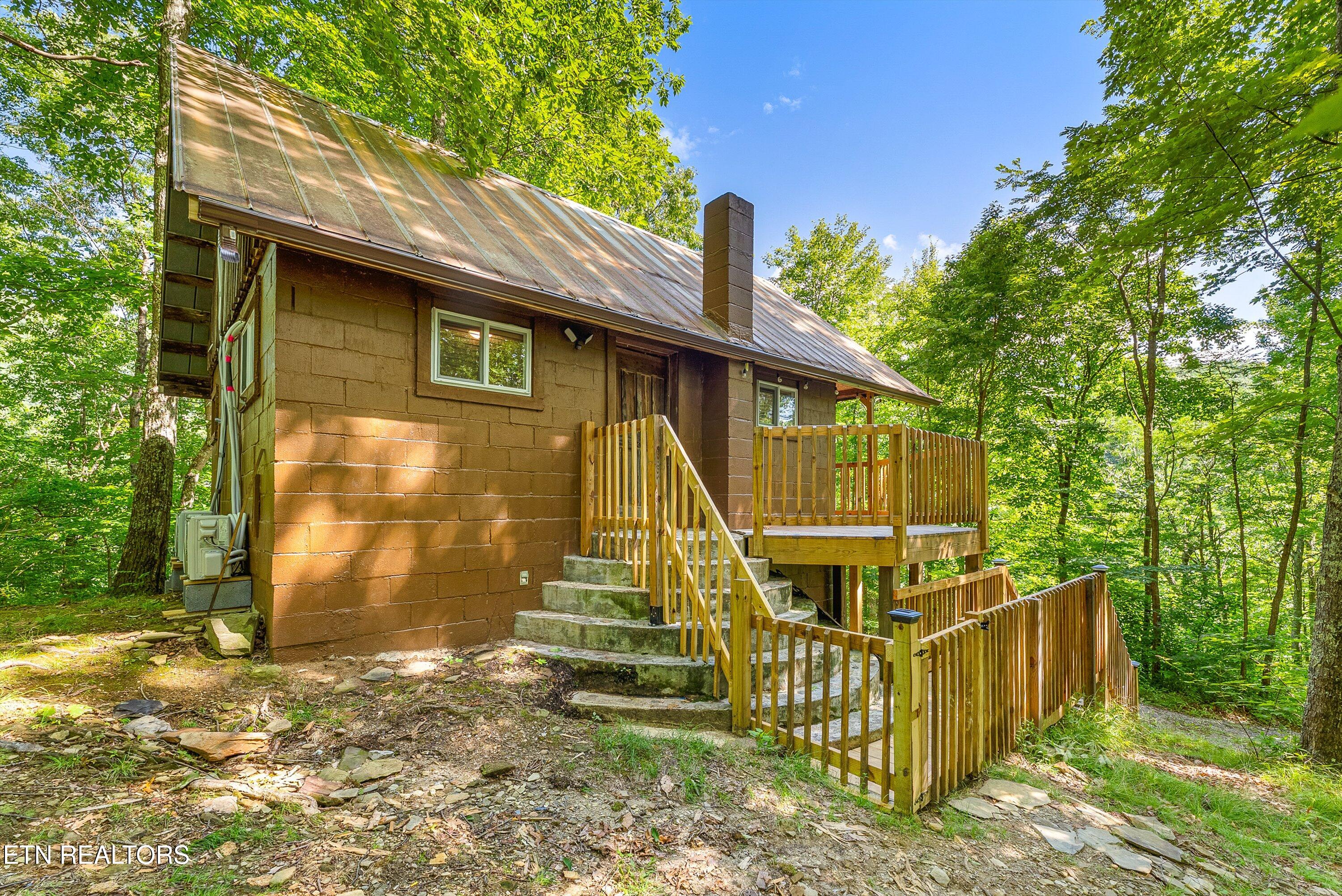1222 S Highway 32 Cosby TN 37722