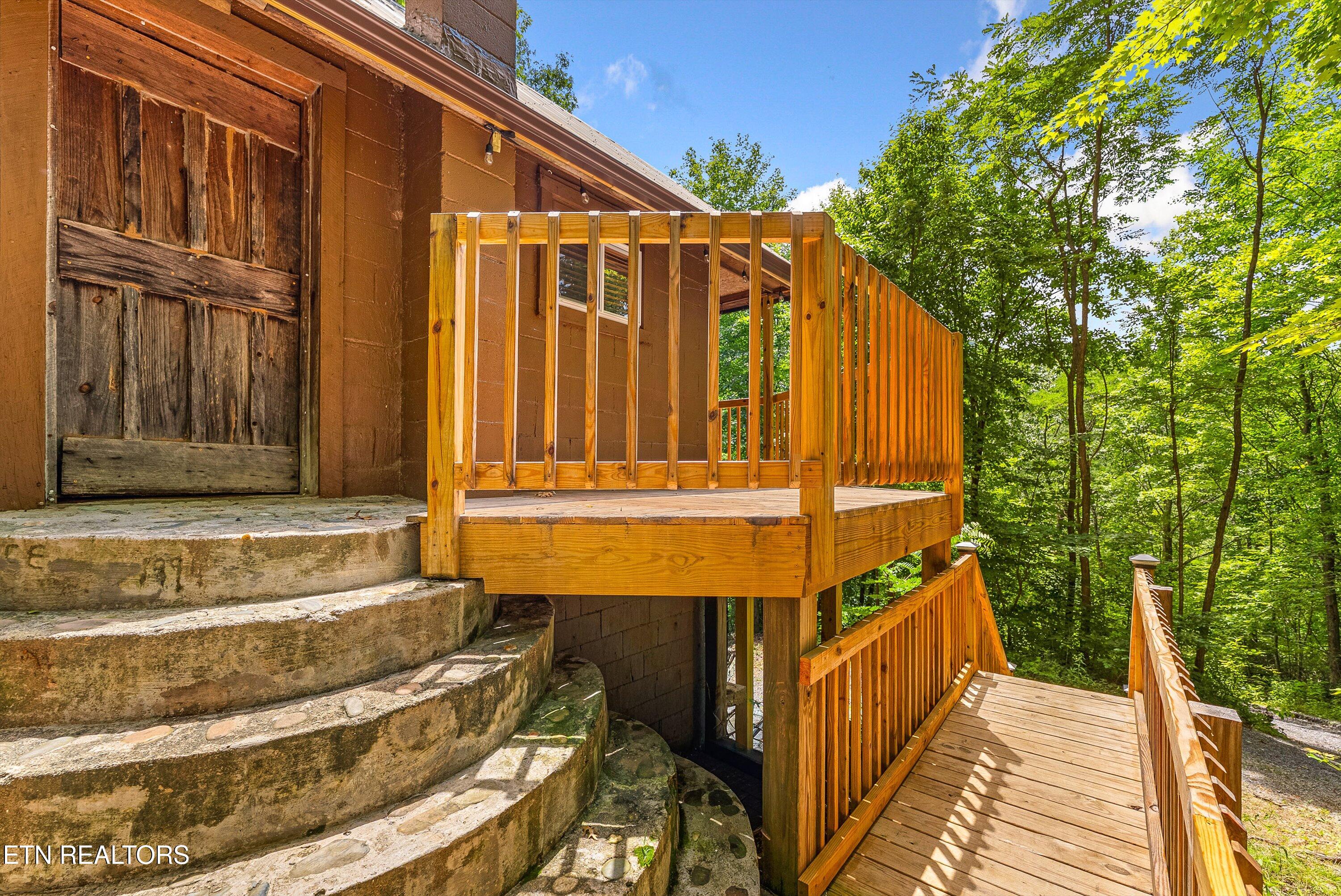 1222 S Highway 32 Cosby TN 37722