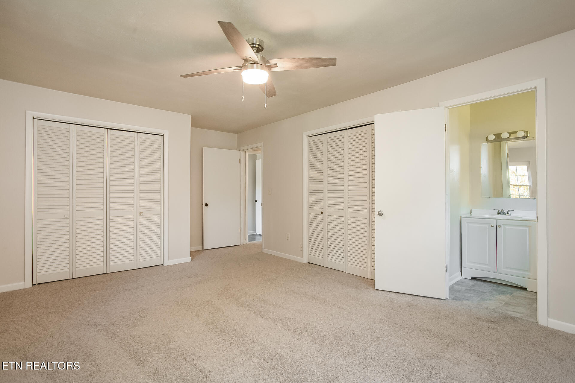 214 Meadow Lane Lafollette TN 37766