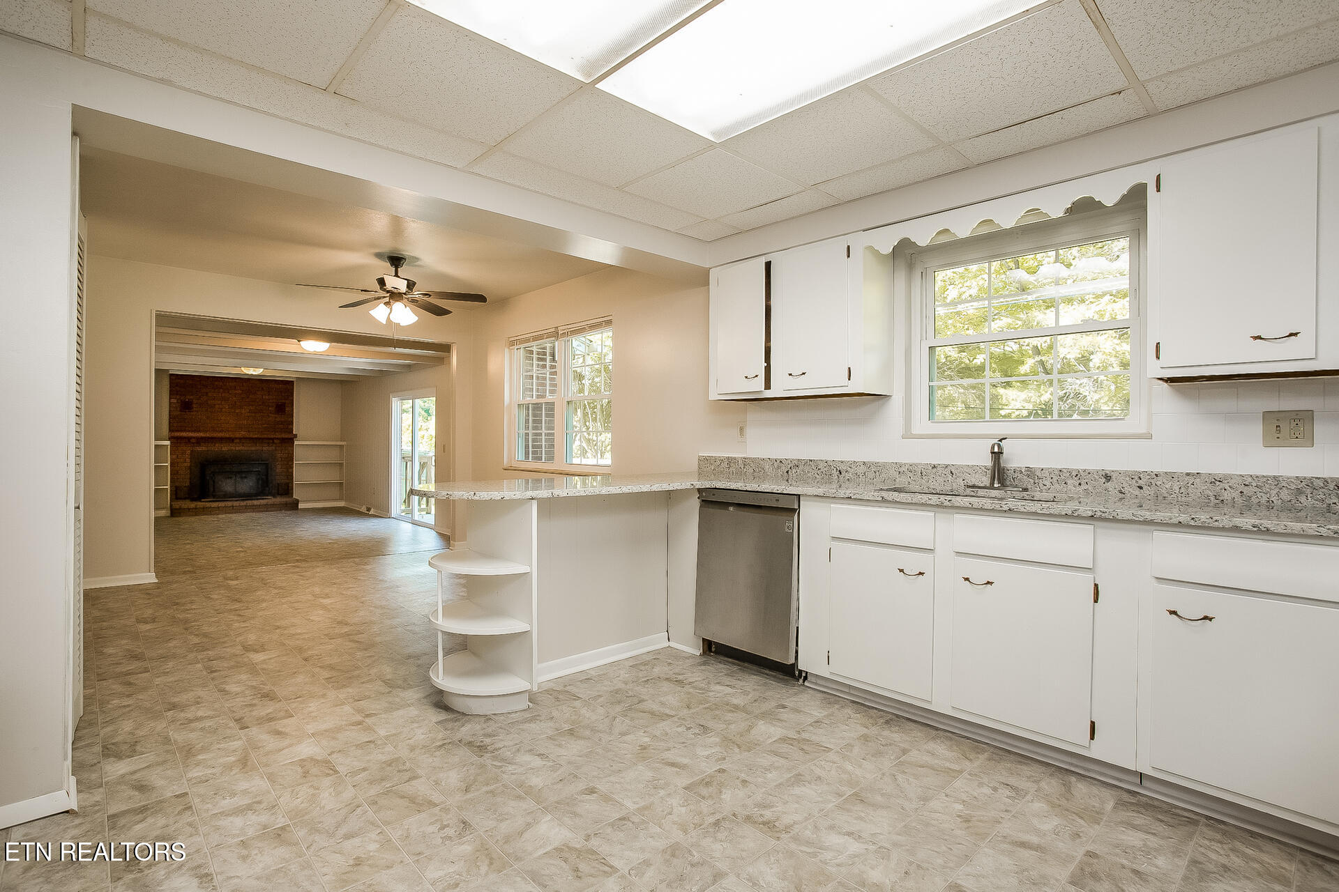 214 Meadow Lane Lafollette TN 37766