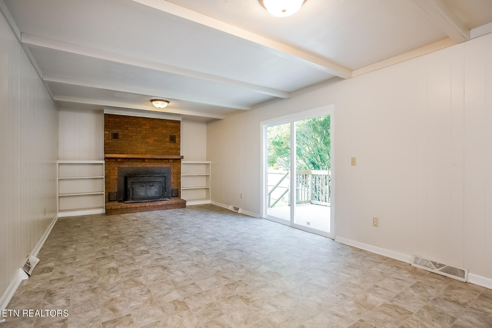214 Meadow Lane Lafollette TN 37766