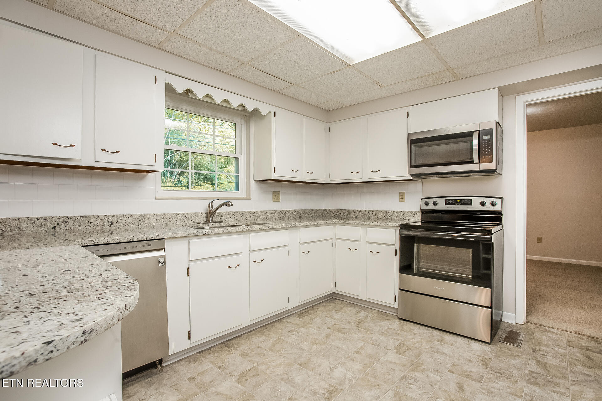 214 Meadow Lane Lafollette TN 37766