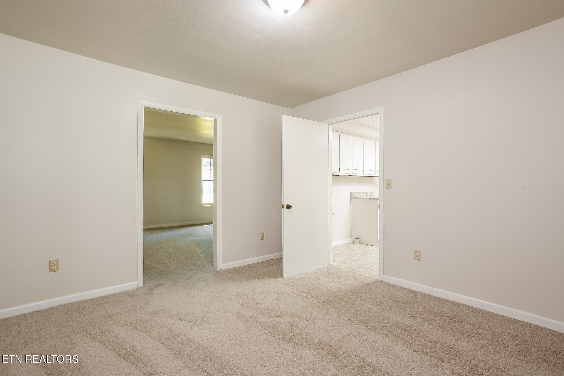 214 Meadow Lane Lafollette TN 37766