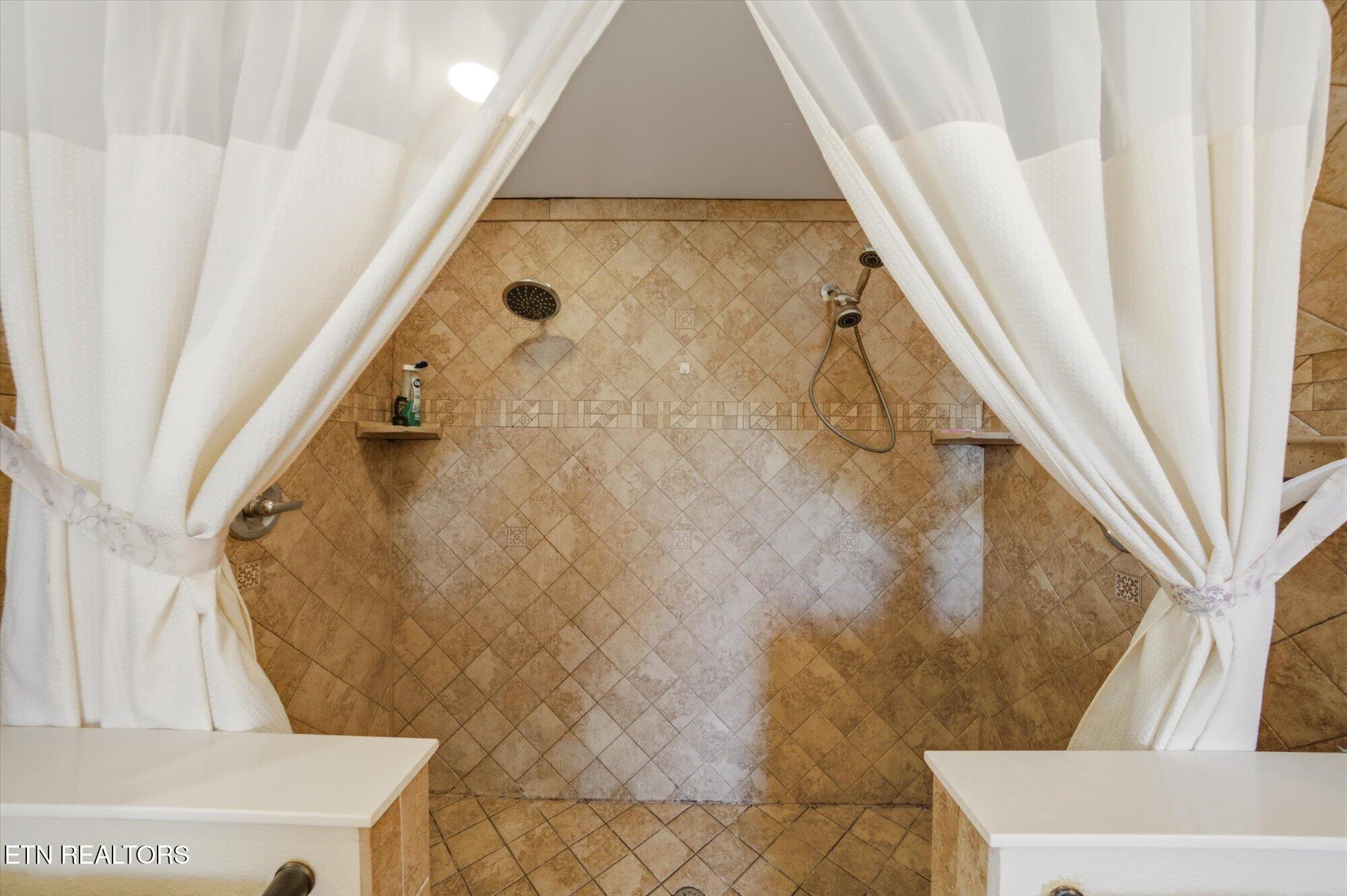180 Old Sink Church Road Tellico Plains TN 37385