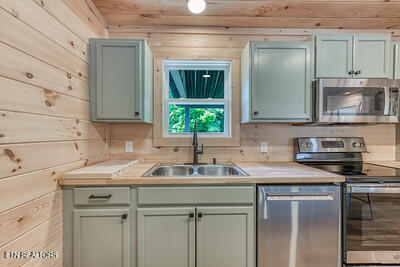 2138 Bluff Ridge Road Sevierville TN 37876