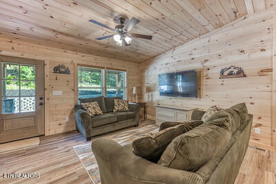 2138 Bluff Ridge Road Sevierville TN 37876
