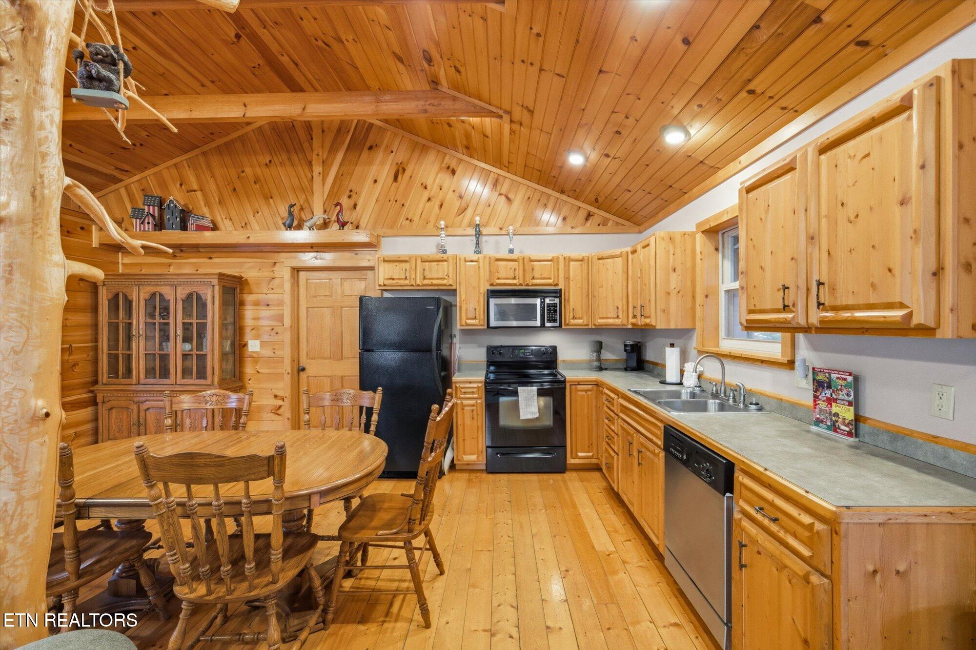 1960 Oakmont Drive Sevierville TN 37876