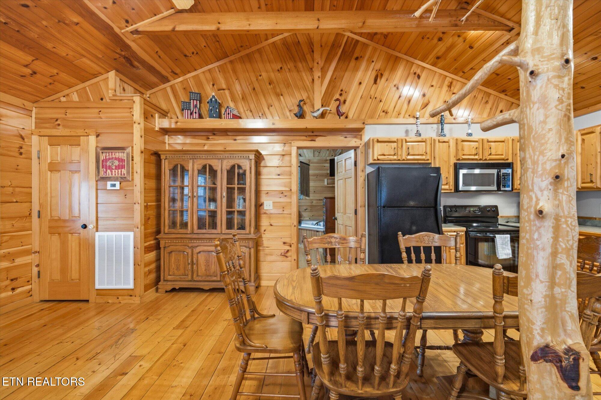 1960 Oakmont Drive Sevierville TN 37876