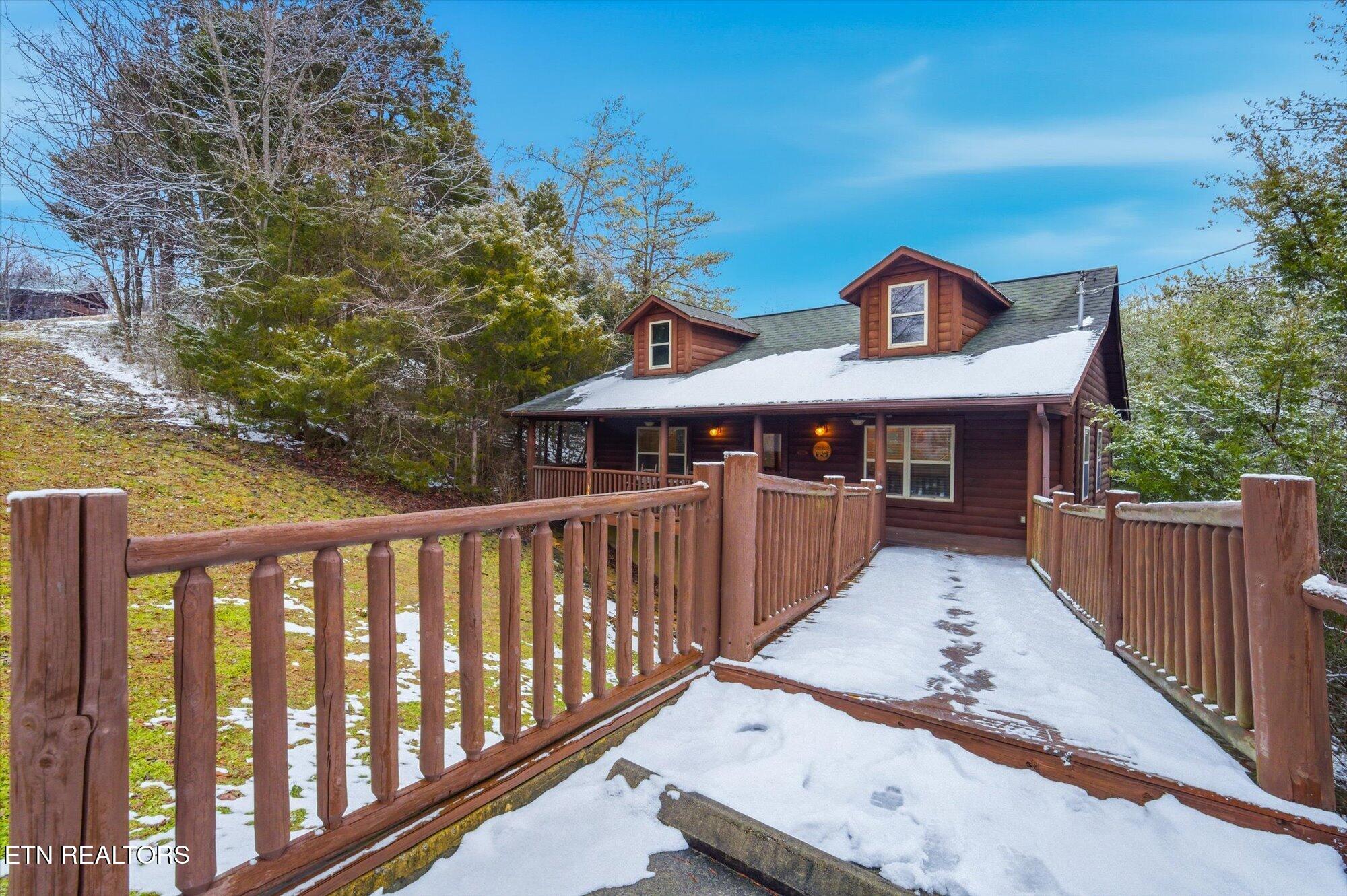 1960 Oakmont Drive Sevierville TN 37876