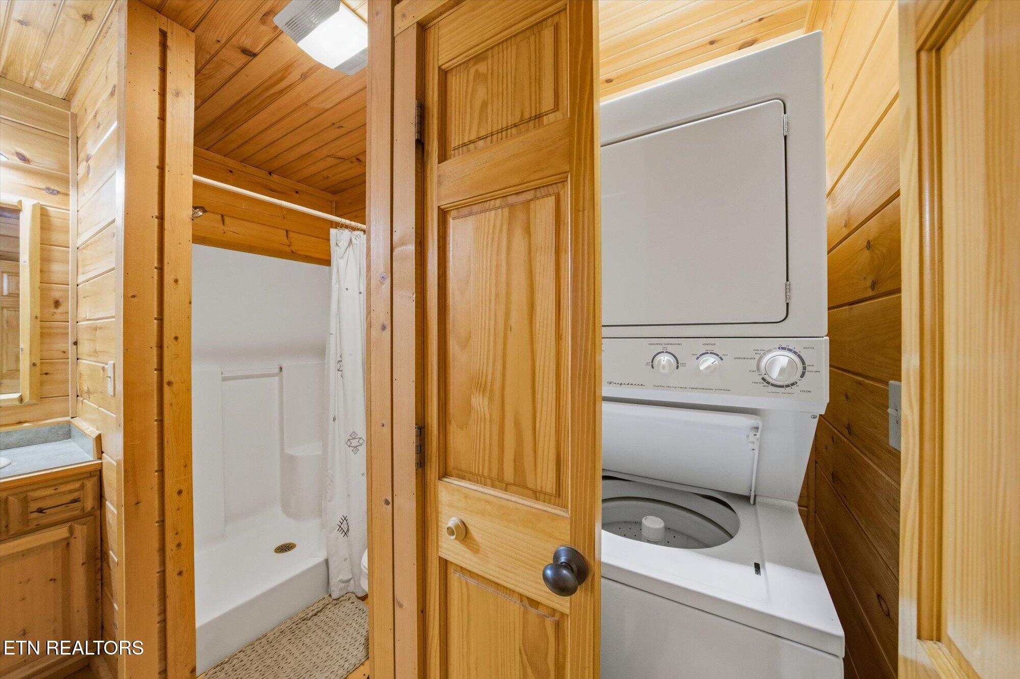1960 Oakmont Drive Sevierville TN 37876