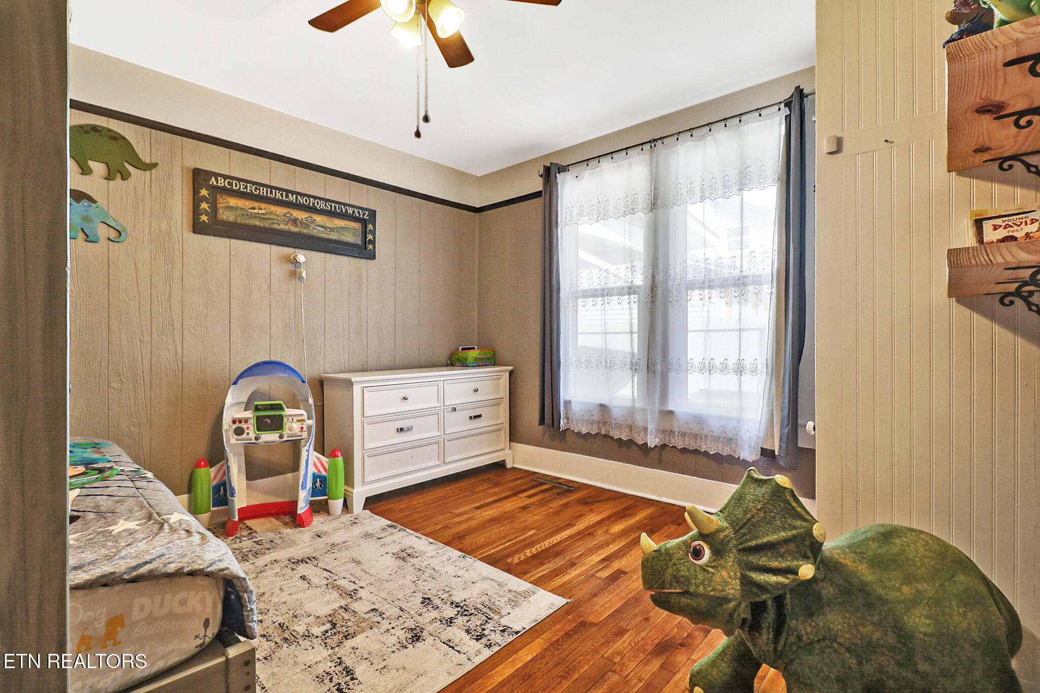 400 W Rockwood Street Rockwood TN 37854