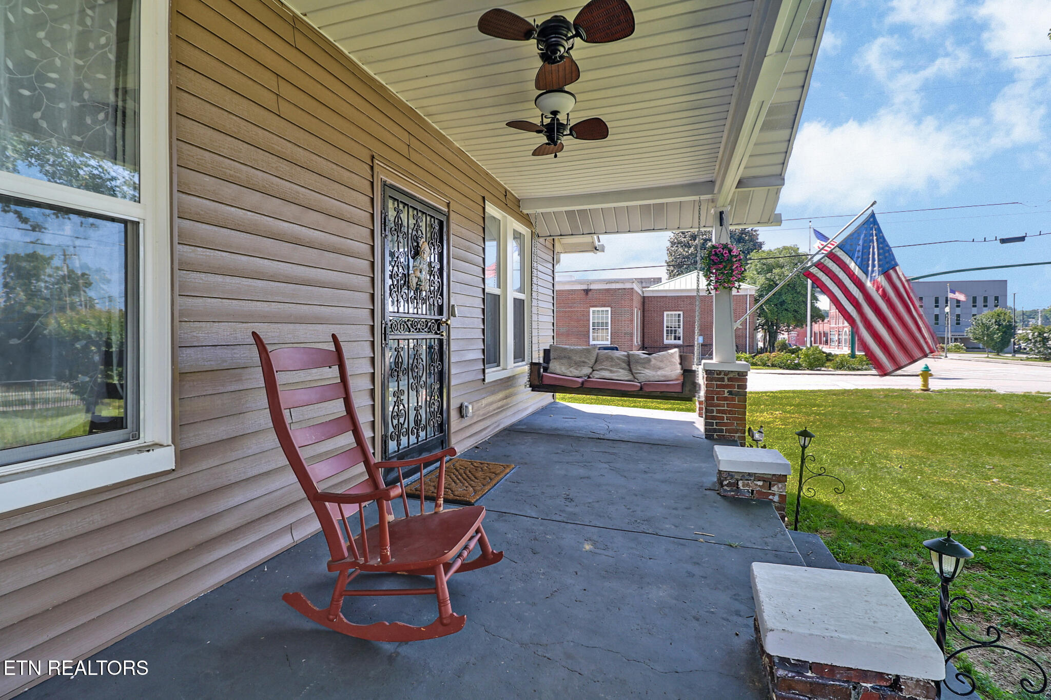 400 W Rockwood Street Rockwood TN 37854