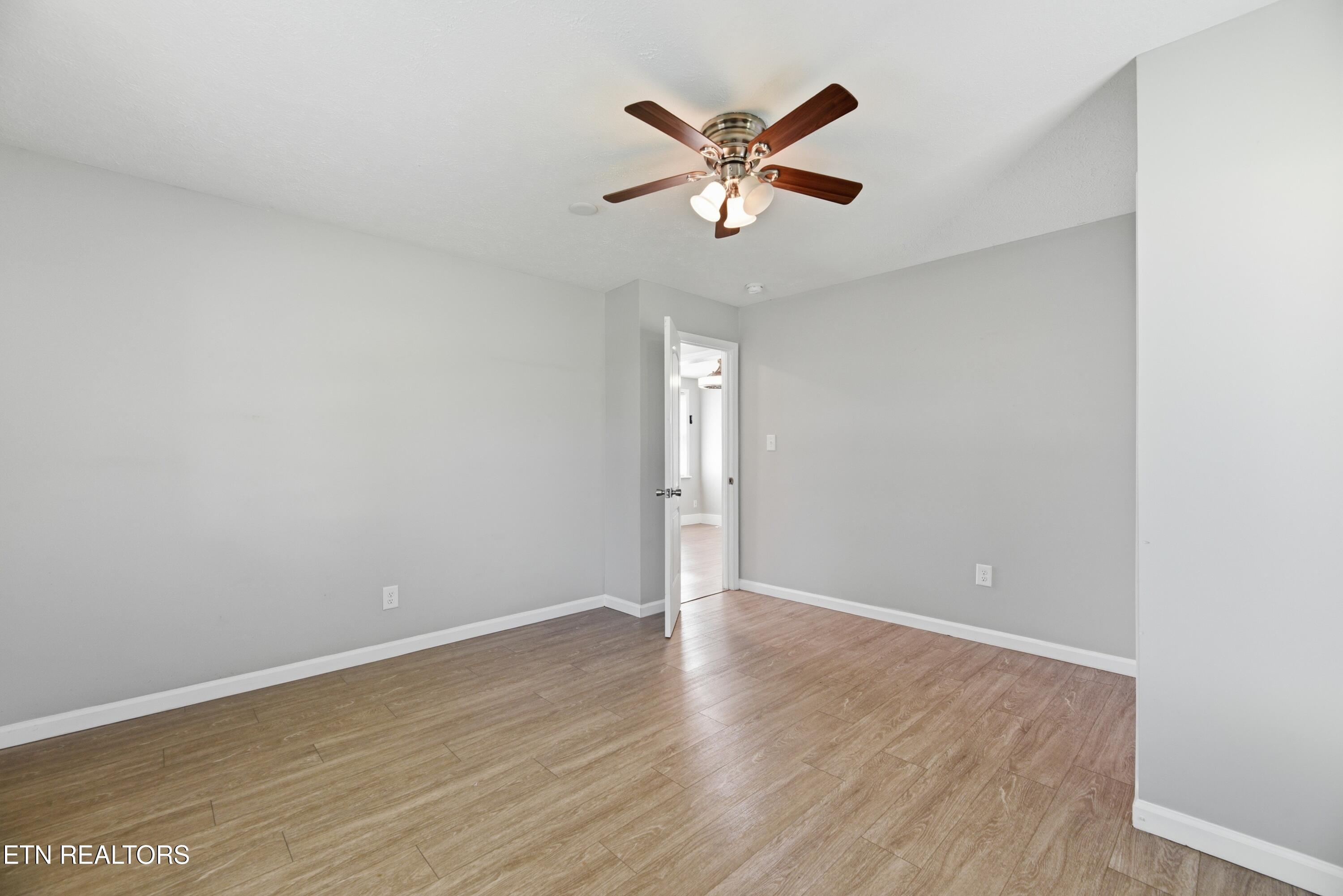 108 Meadowbrook Street Clinton TN 37716