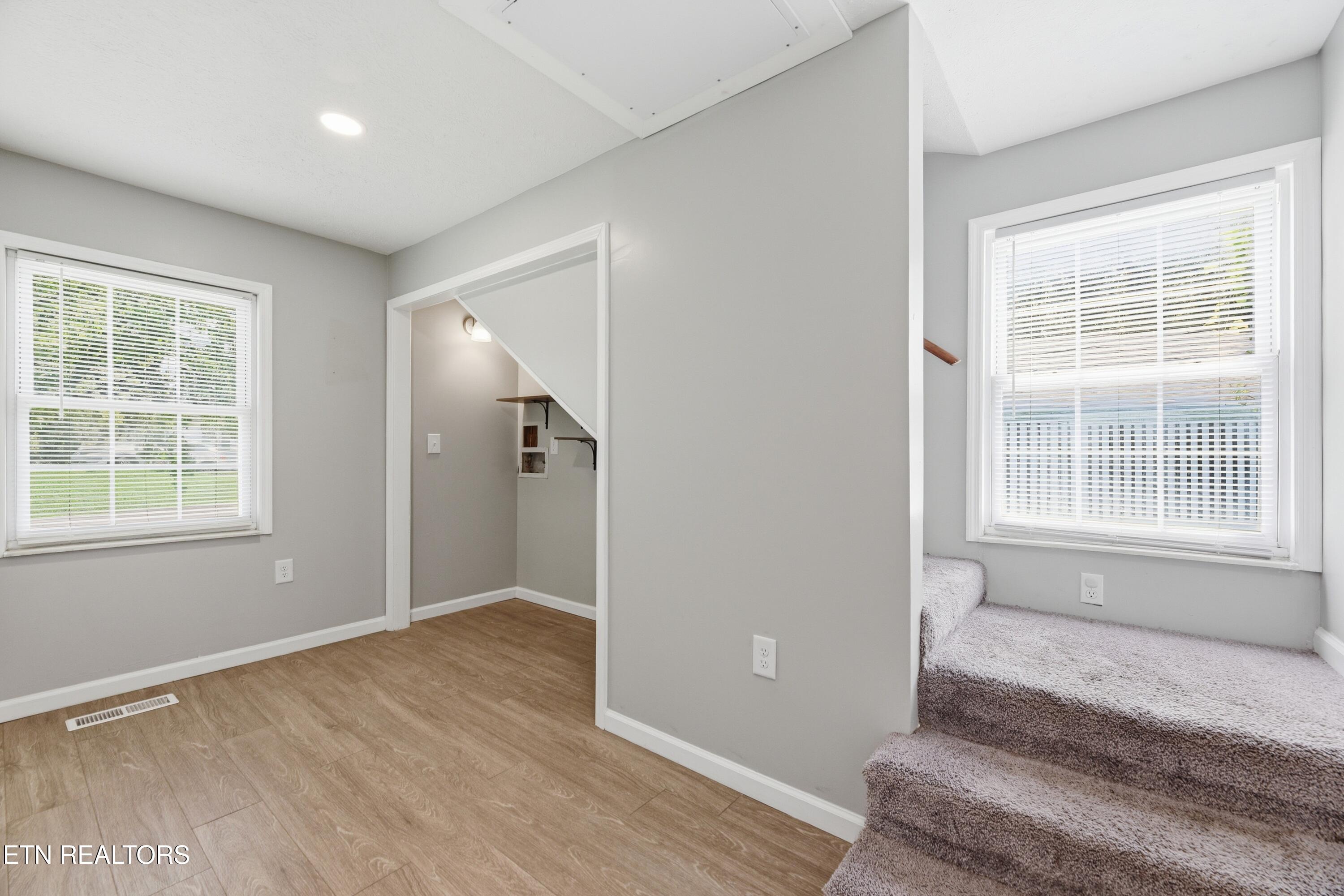 108 Meadowbrook Street Clinton TN 37716