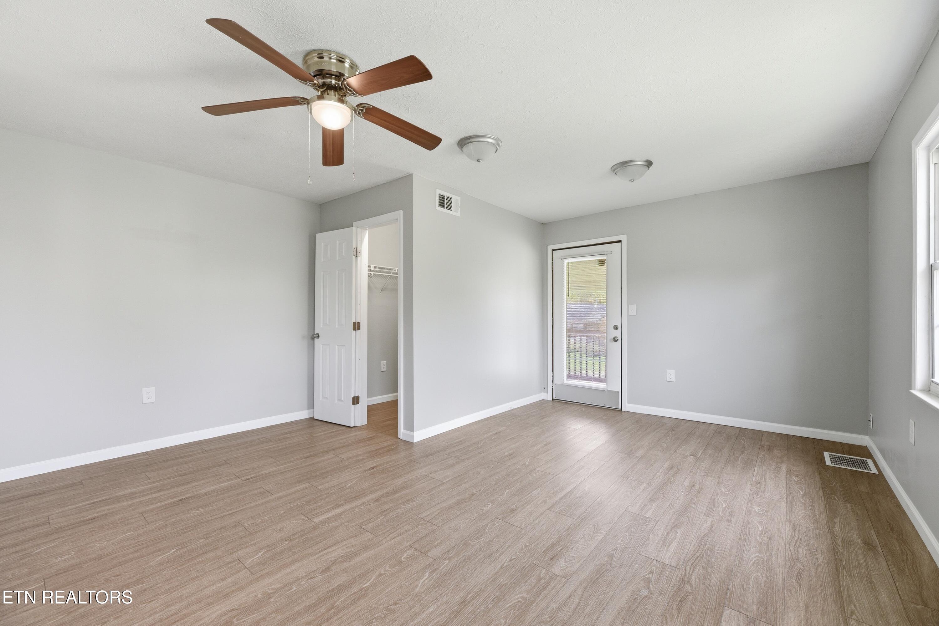 108 Meadowbrook Street Clinton TN 37716
